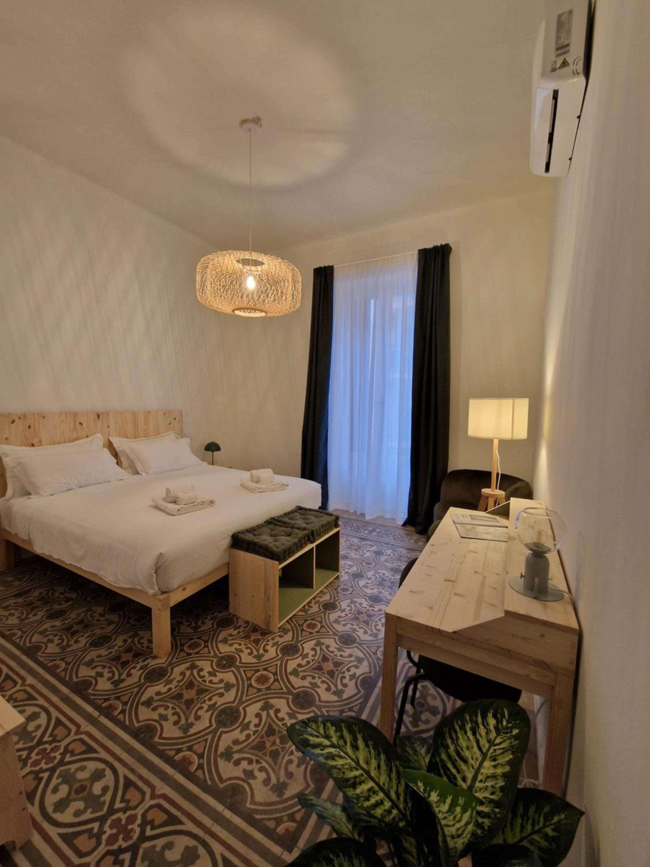 Large Double or Twin Room