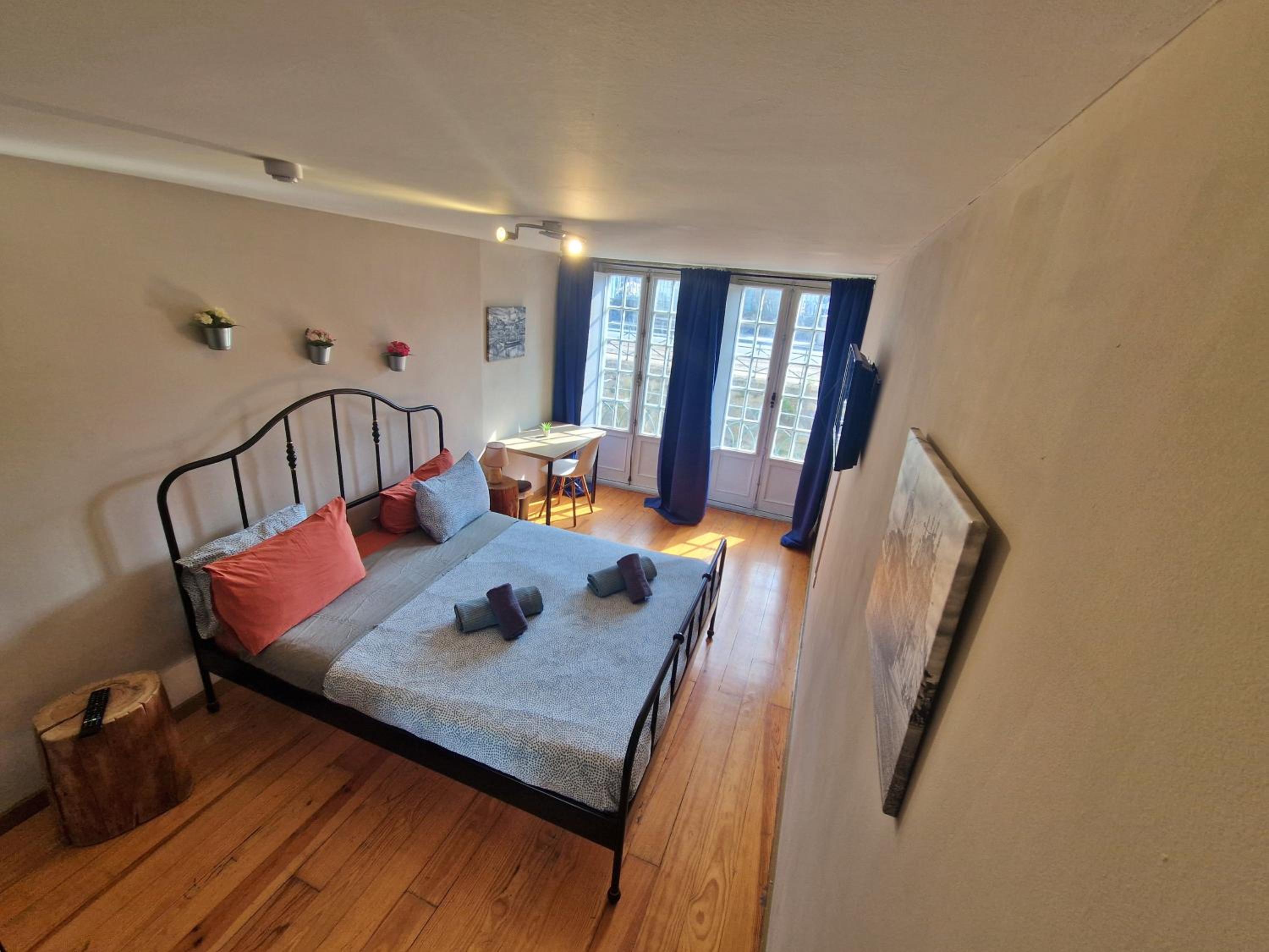 Apartment with Balcony