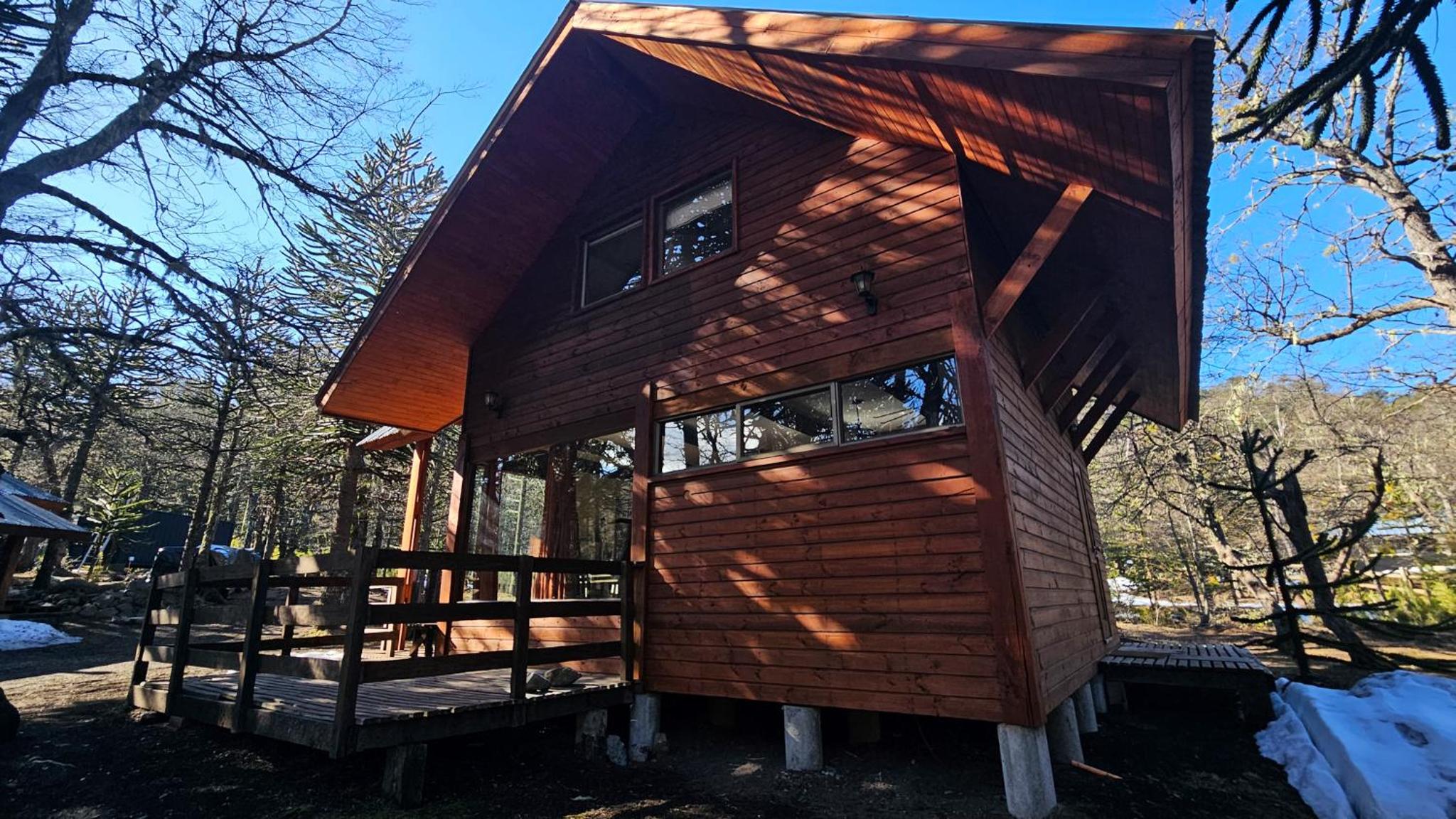 Three-Bedroom House photo 2