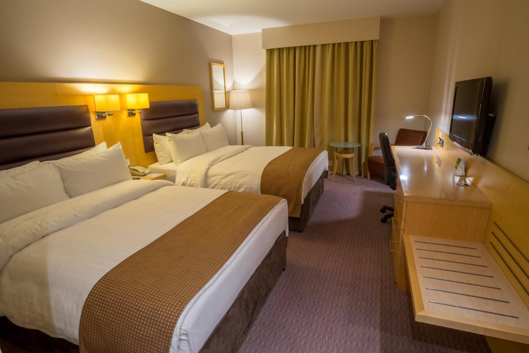 Standard Double Room with Two Double Beds - Photo 30