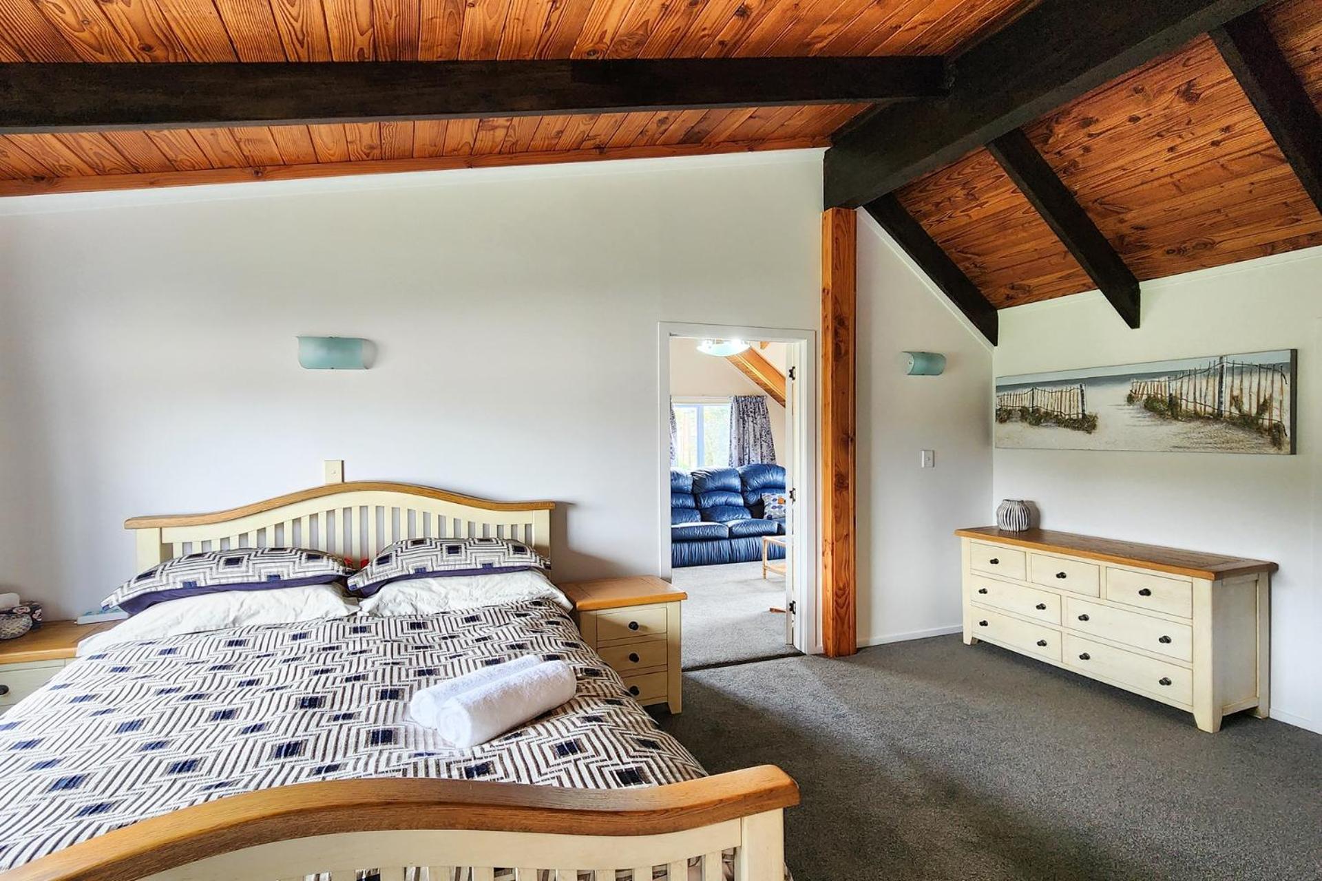 Four-Bedroom Vacation Home photo 1