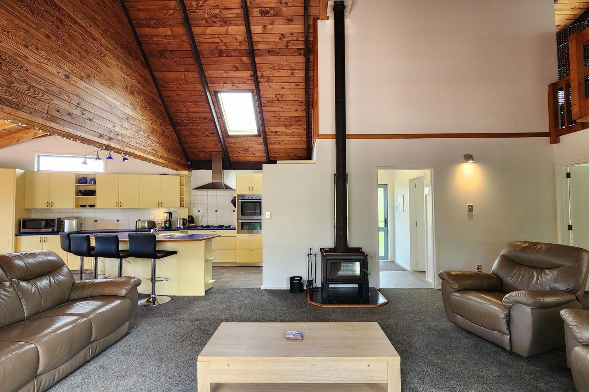 Four-Bedroom Vacation Home photo 3
