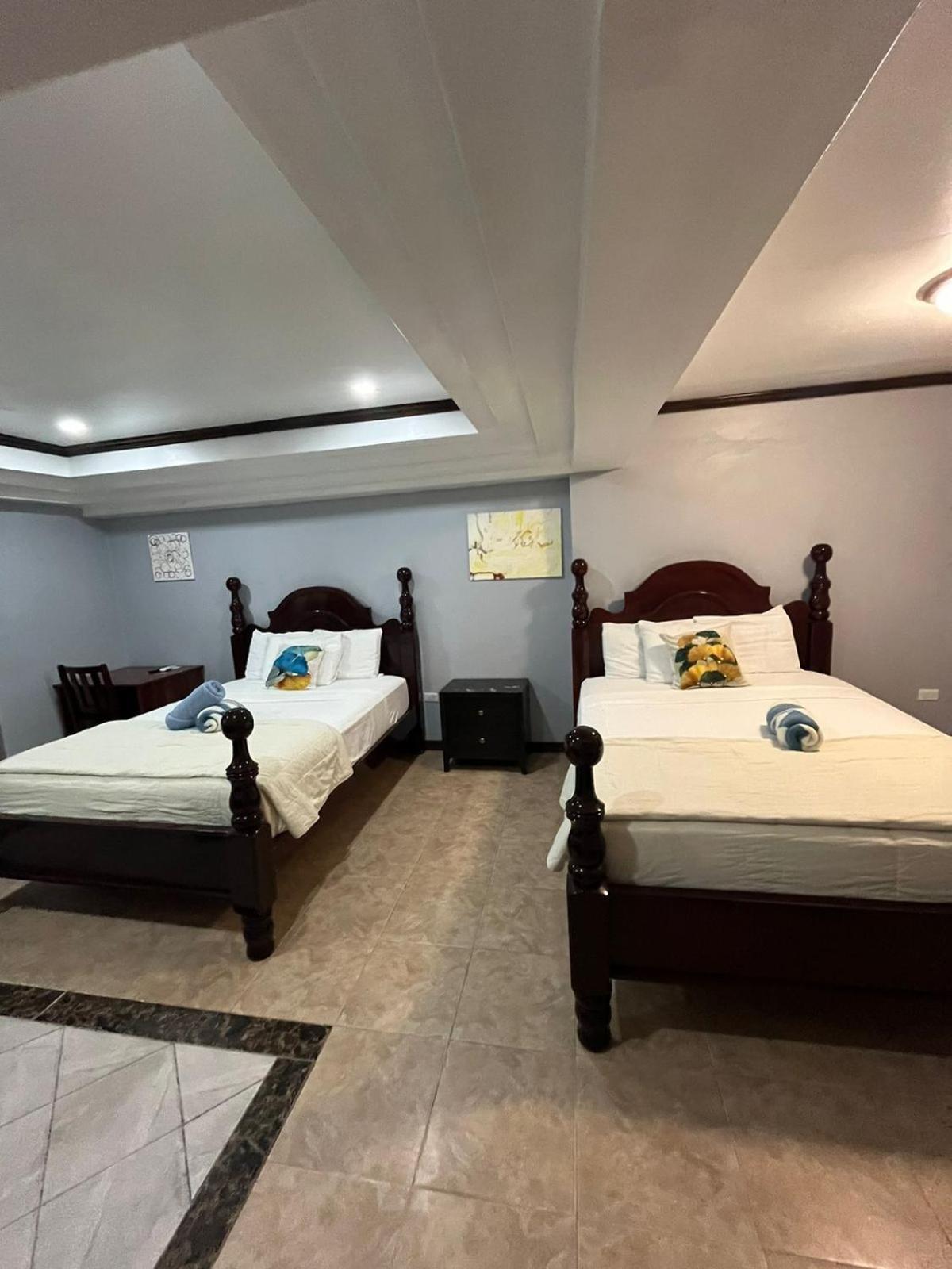 Quadruple Suite with Kitchenette