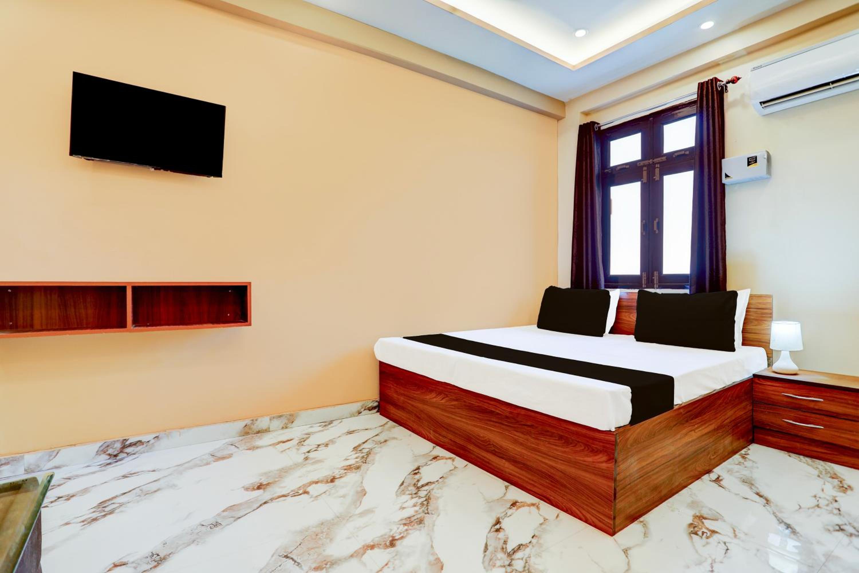 Classic Triple Room