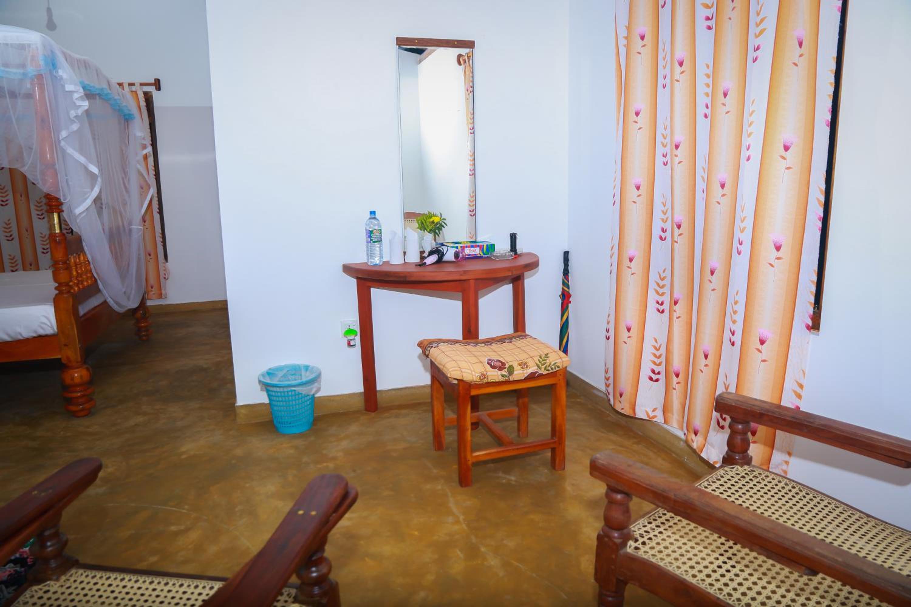 Deluxe Family Room photo 1