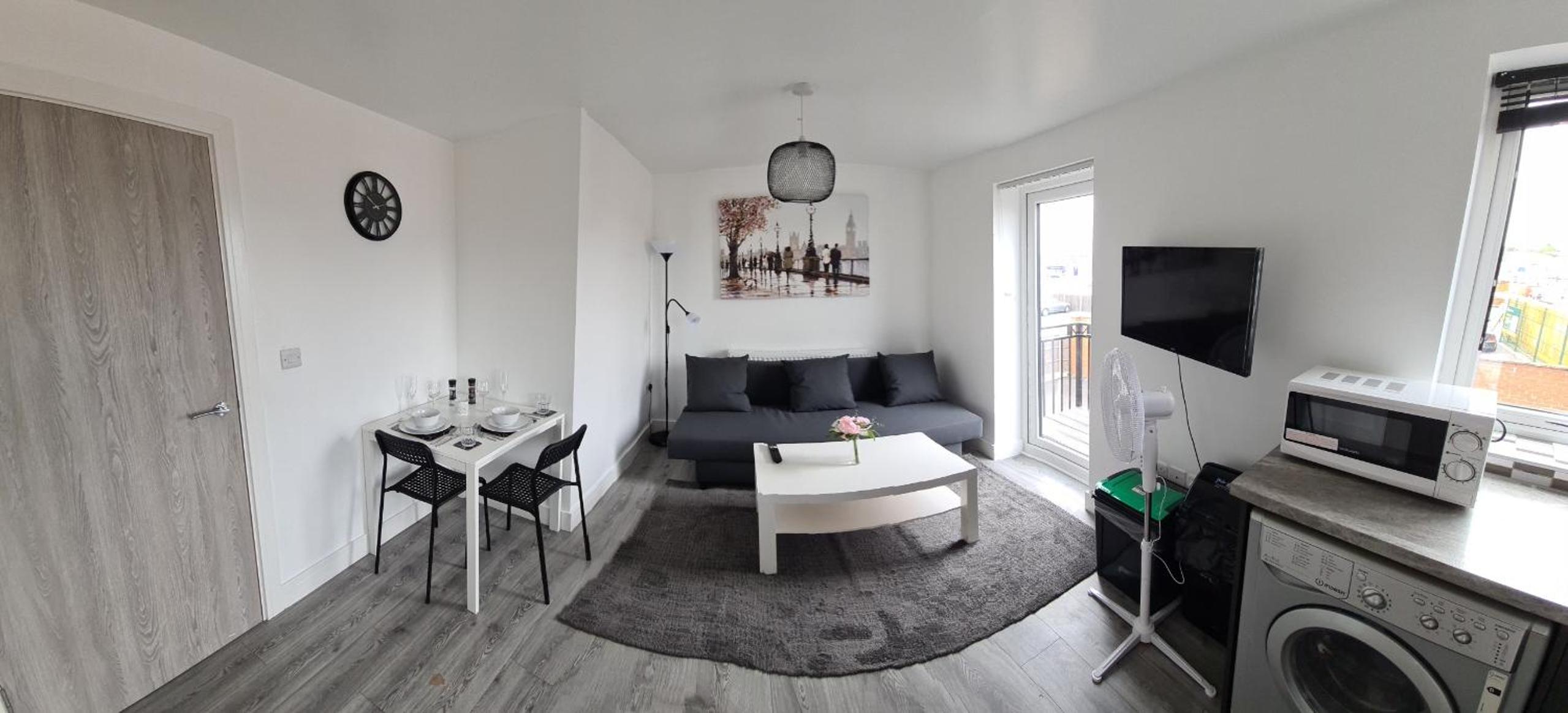 One-Bedroom Family Apartment photo 3