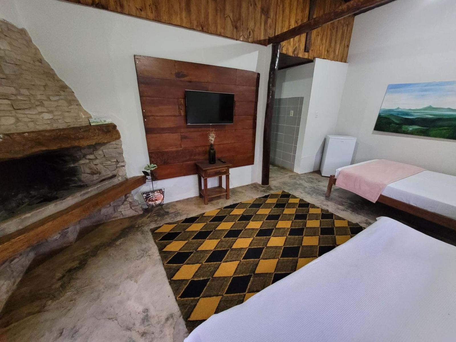 Deluxe Family Suite photo 3