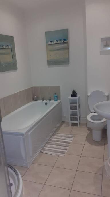 Two-Bedroom Apartment With Sea View photo 3