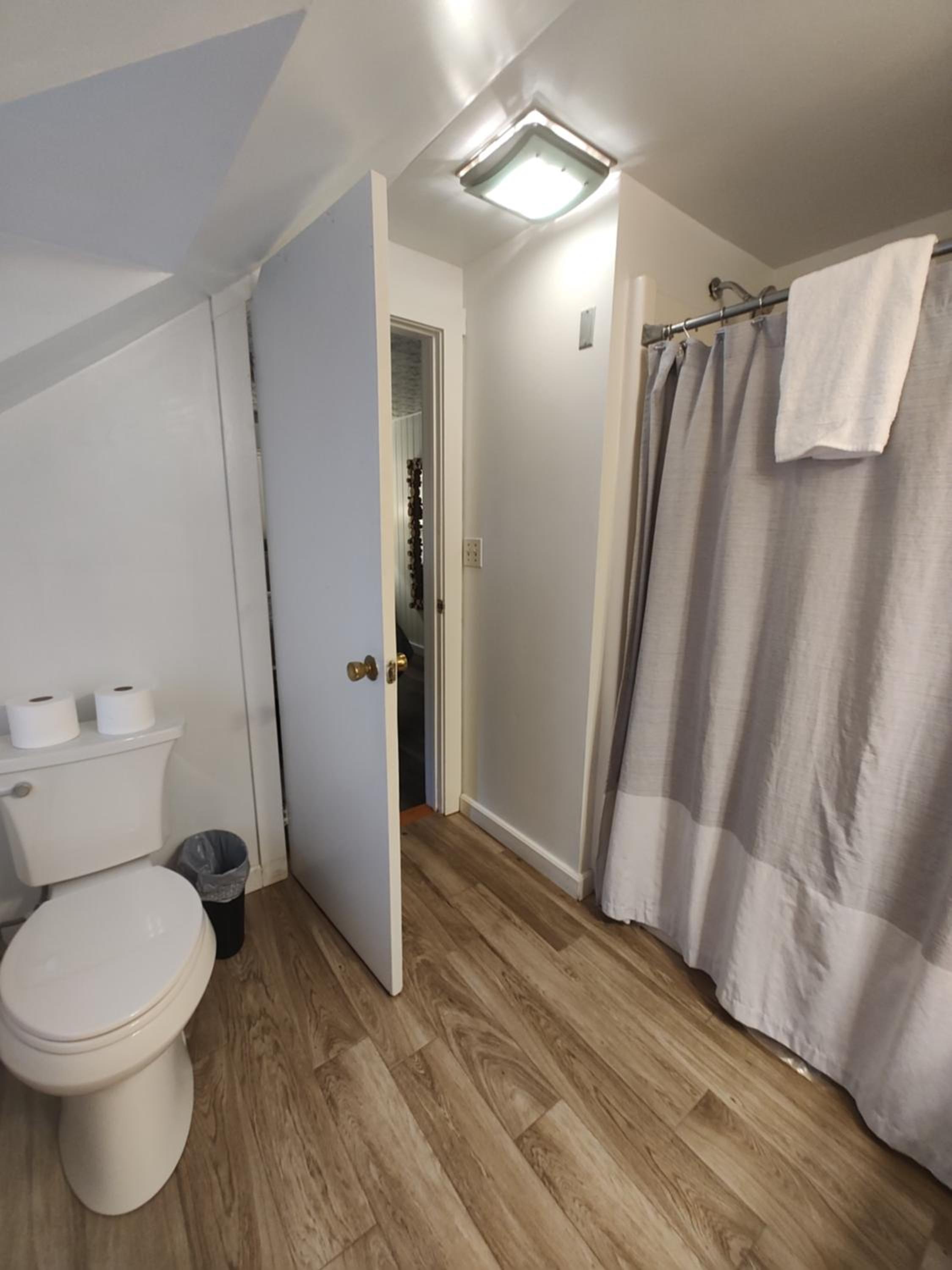 Queen Room photo 3