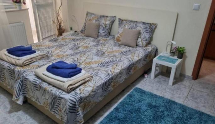 Two-Bedroom Apartment - Photo 1