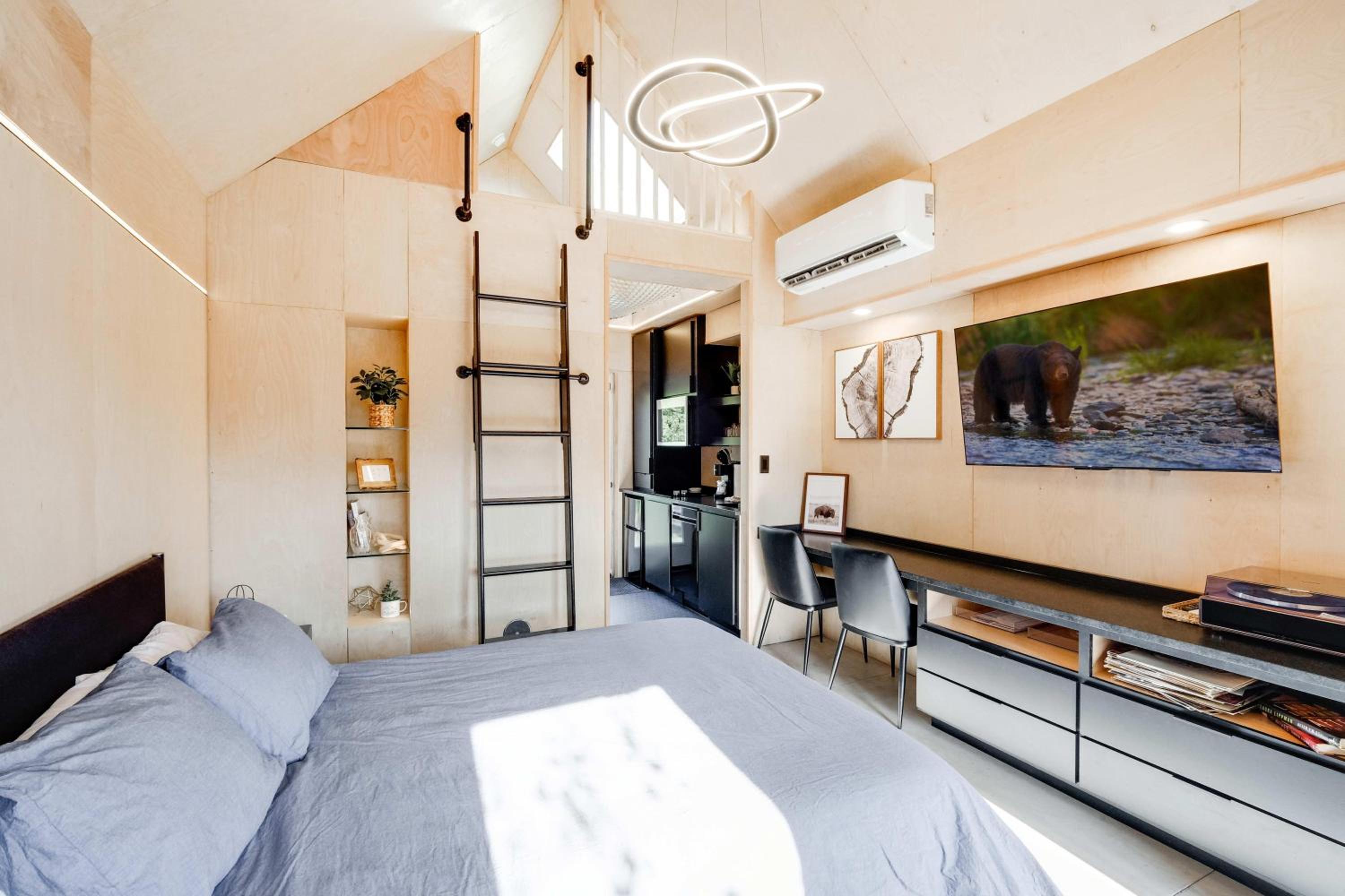 Two-Bedroom Apartment photo 1