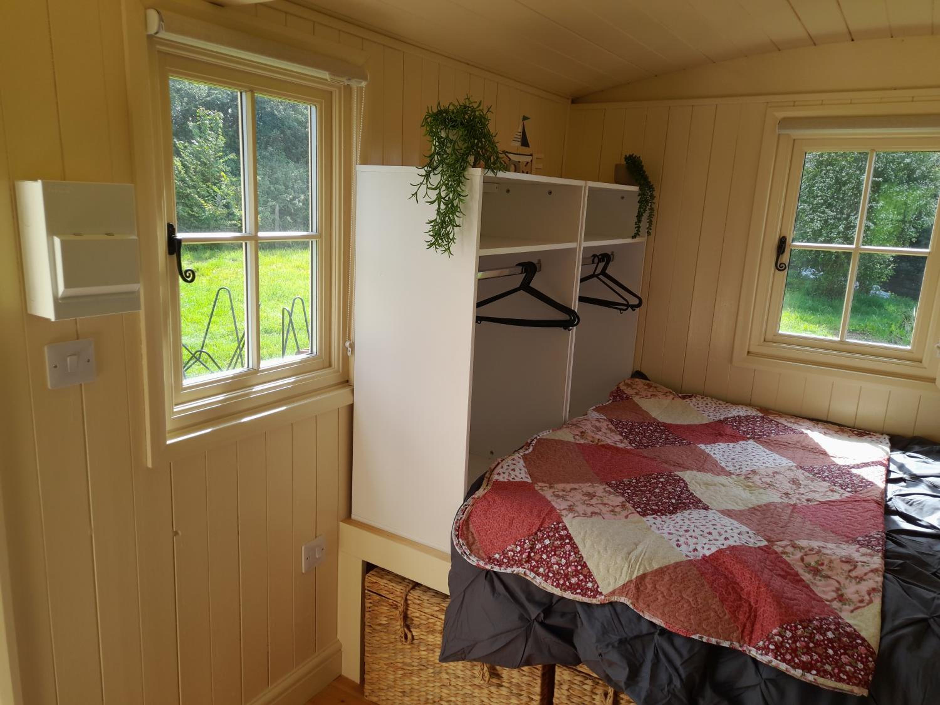 Mobile Home photo 3