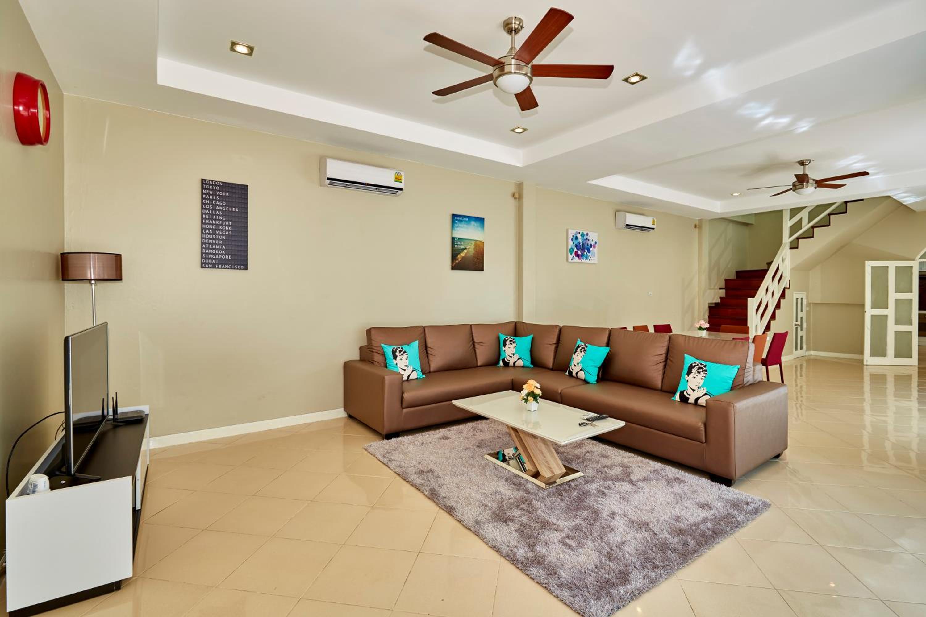 Villa with Private Pool photo 2