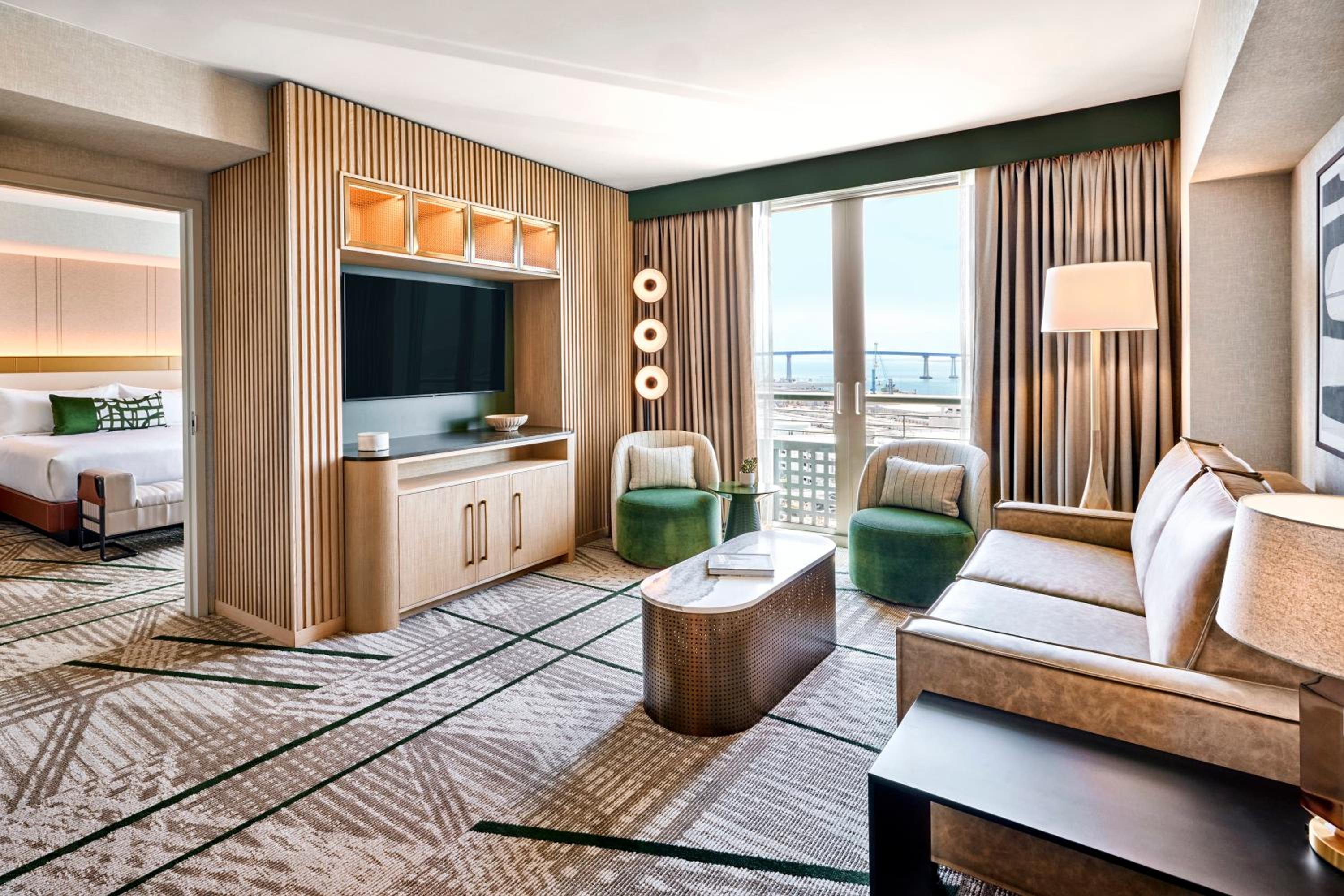 Spacious One Bedroom Suite with King Bed - Bay View - Photo 1