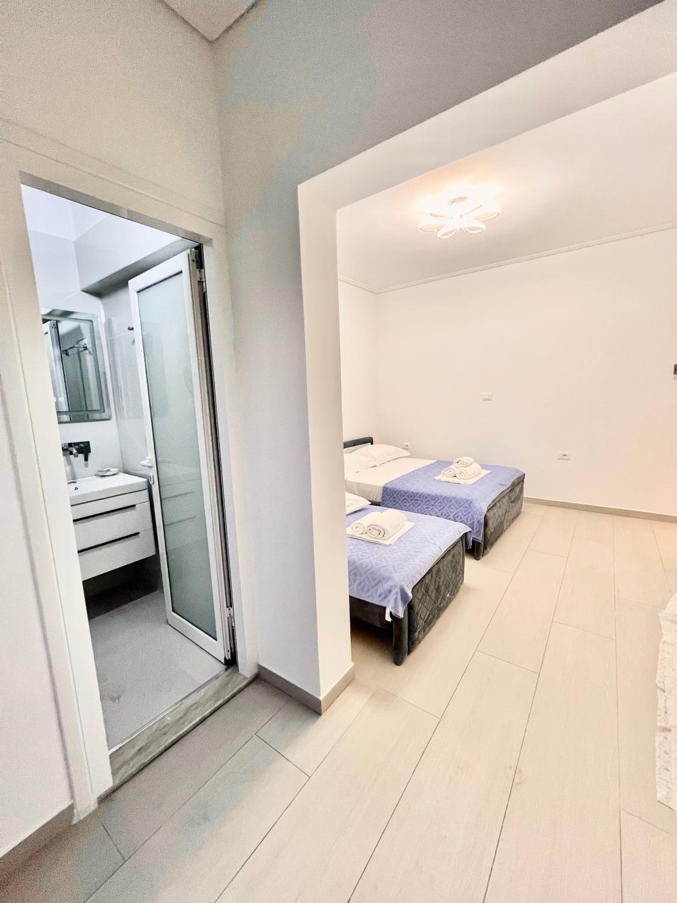 Double Room With Balcony (2 Adults + 1 Child)