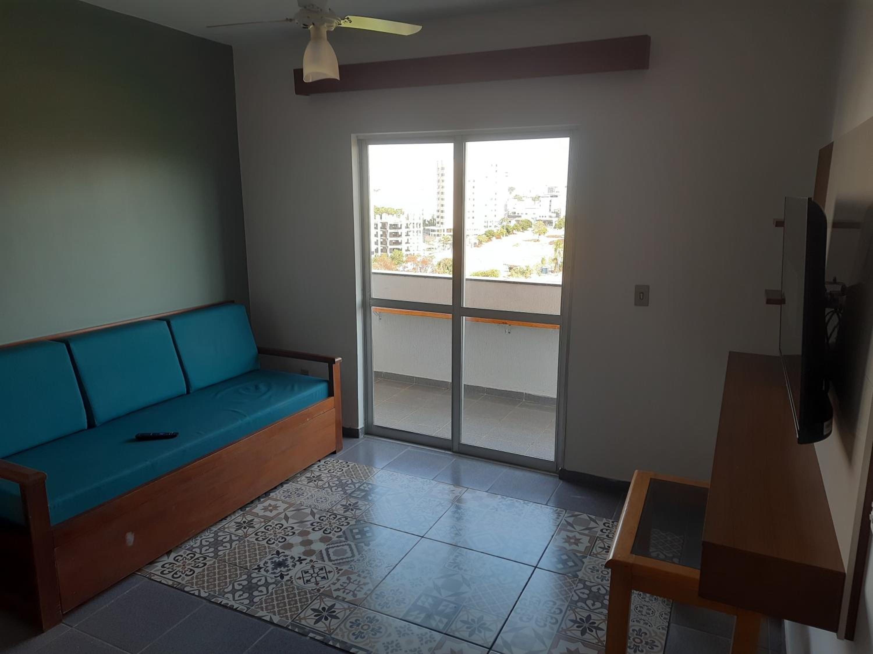 One-Bedroom Apartment photo 2