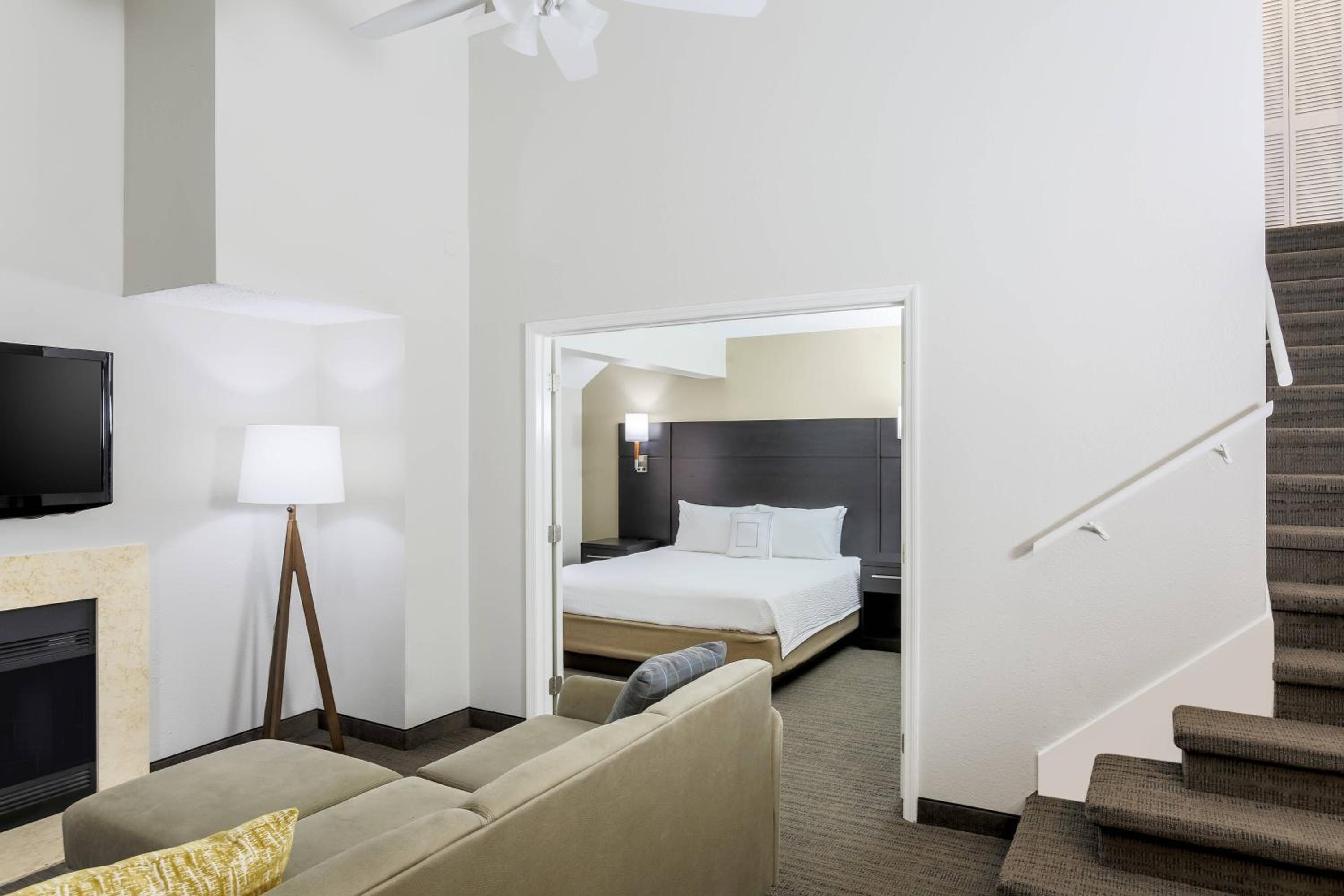 Executive Two-Bedroom Suite photo 1