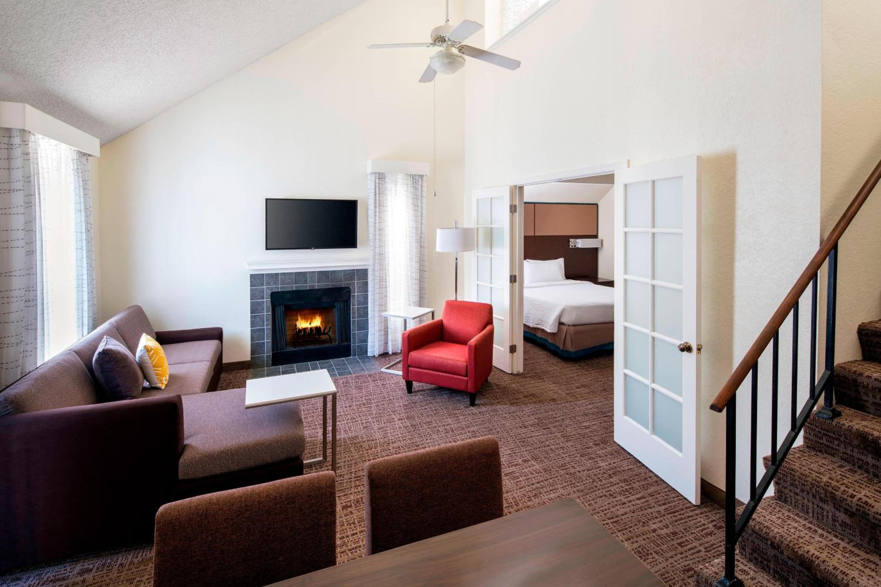 Penthouse Suite - Photo 1