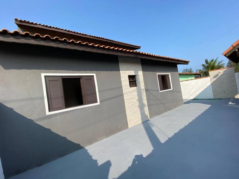 One-Bedroom House photo 2