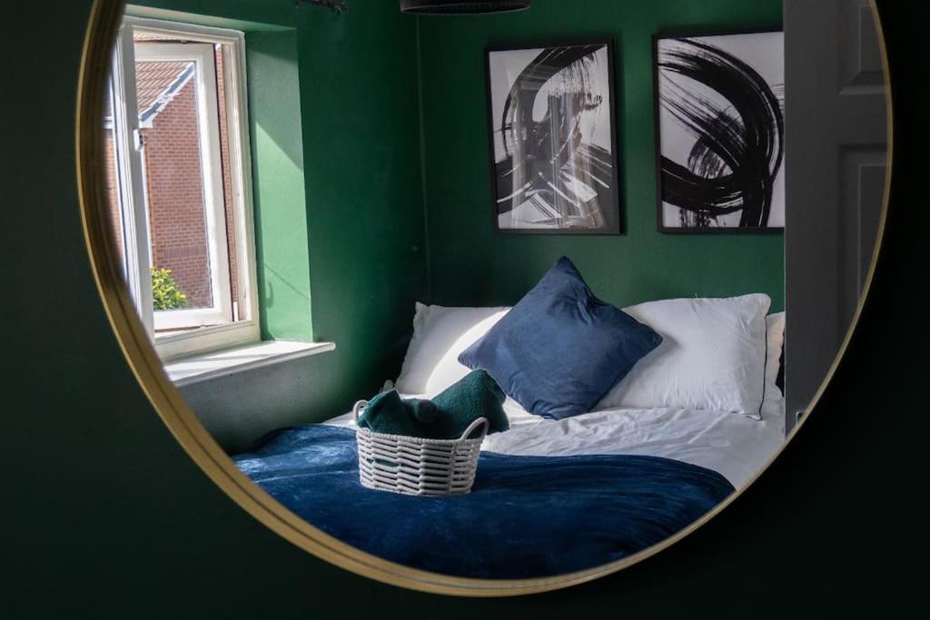 One-Bedroom House photo 1