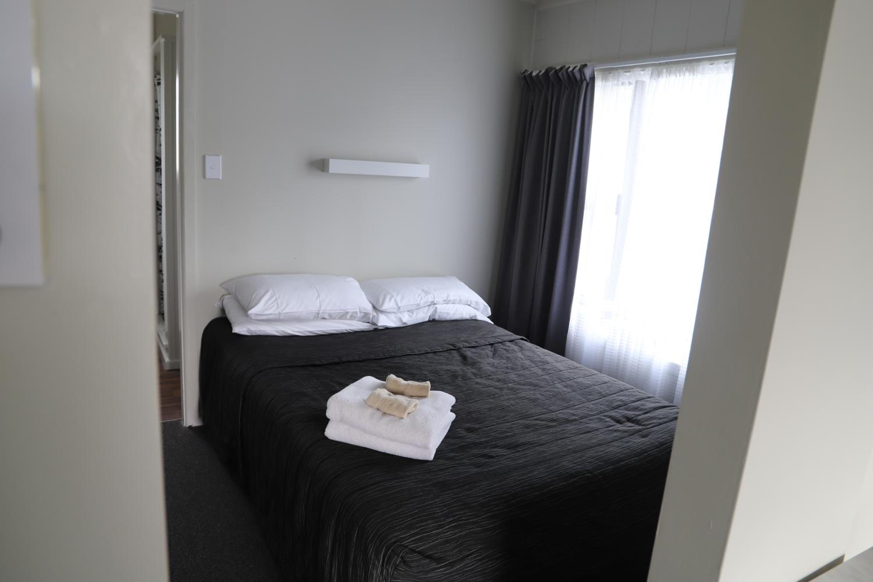 One-Bedroom Apartment photo 3