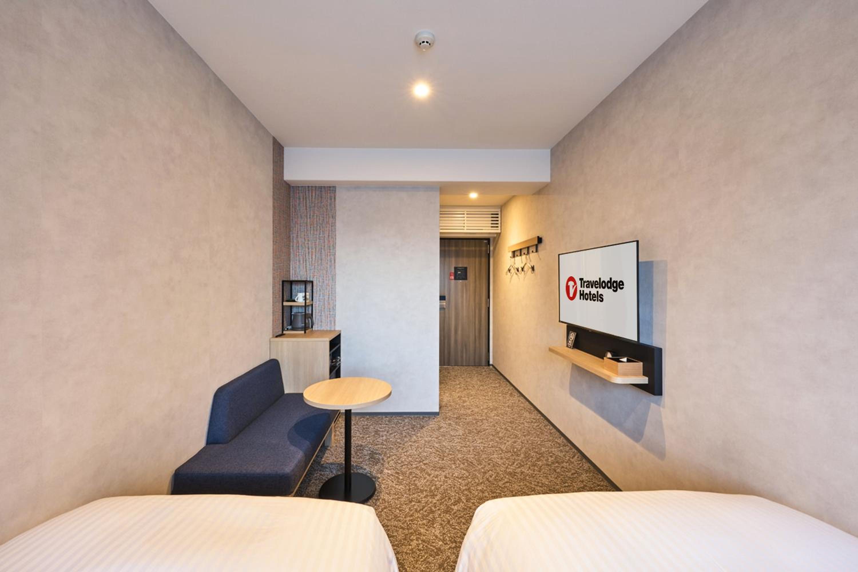 Standard Twin Room - Photo 8