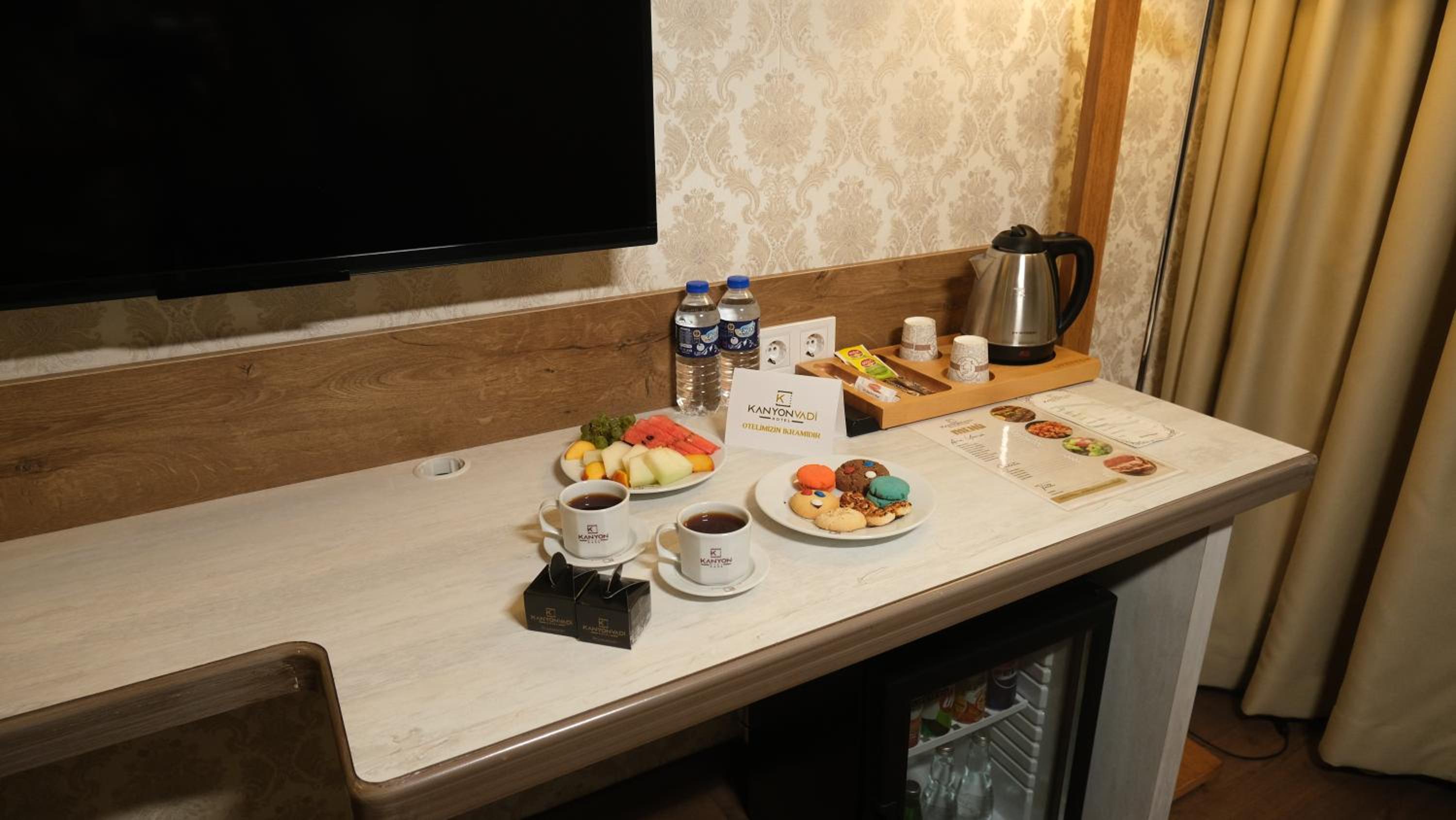 Standard Suite - Photo 4