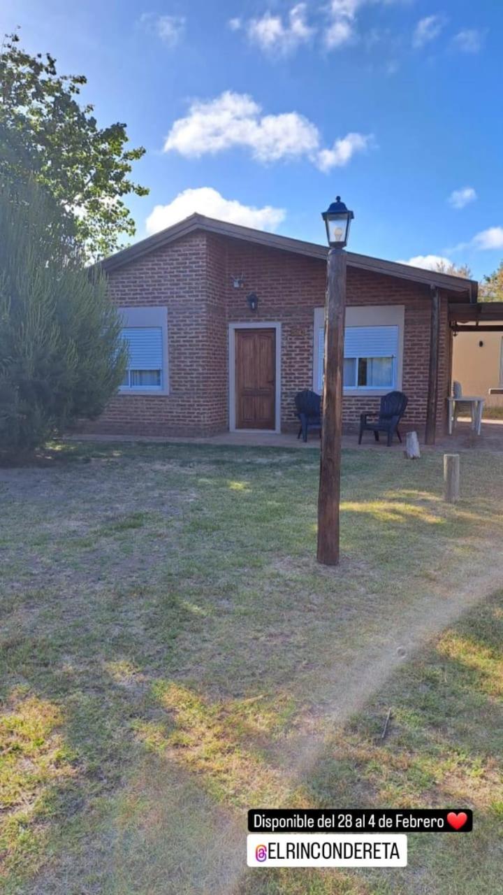 One-Bedroom House photo 2
