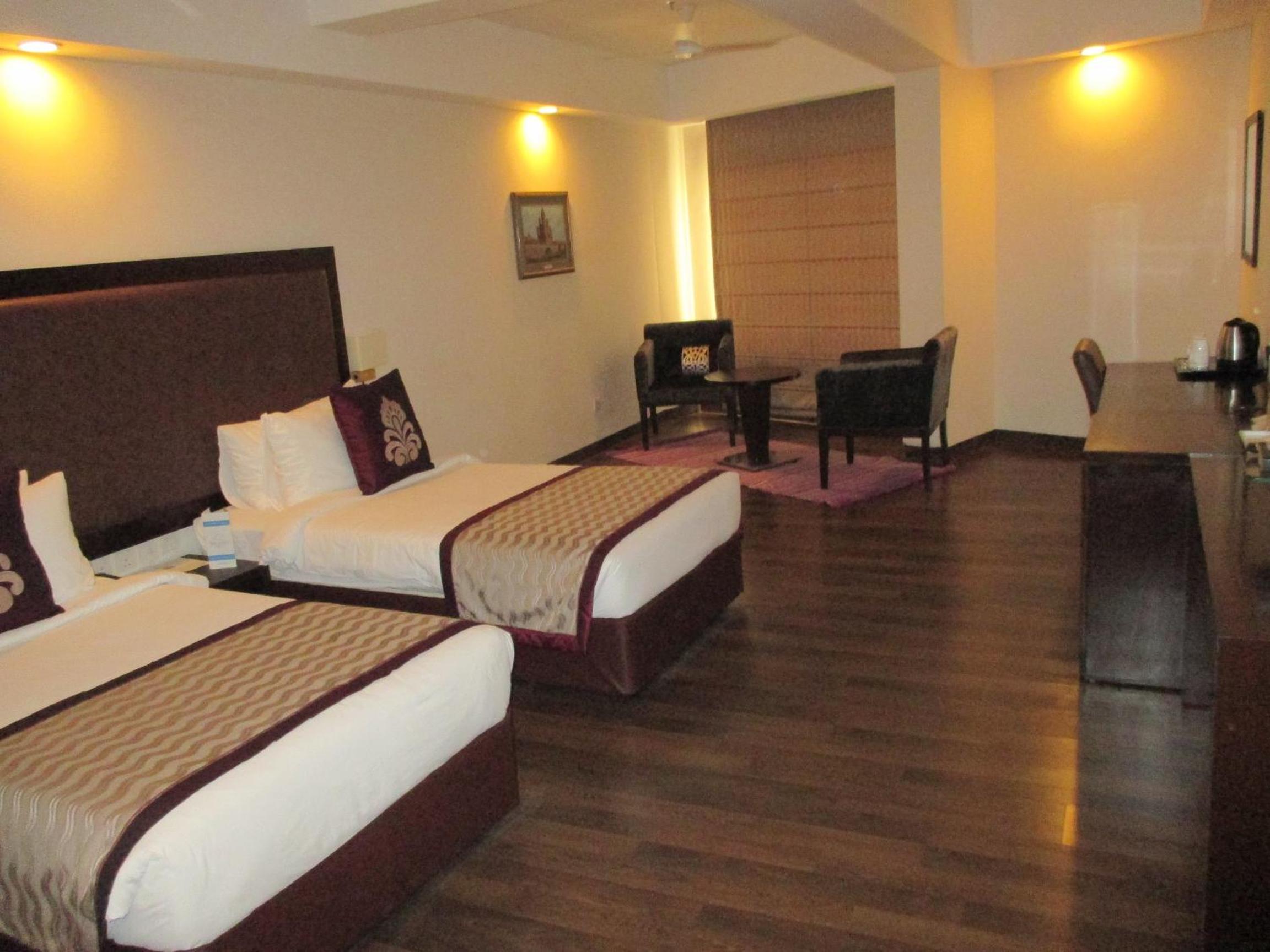 Premium Double or Twin Room photo 2