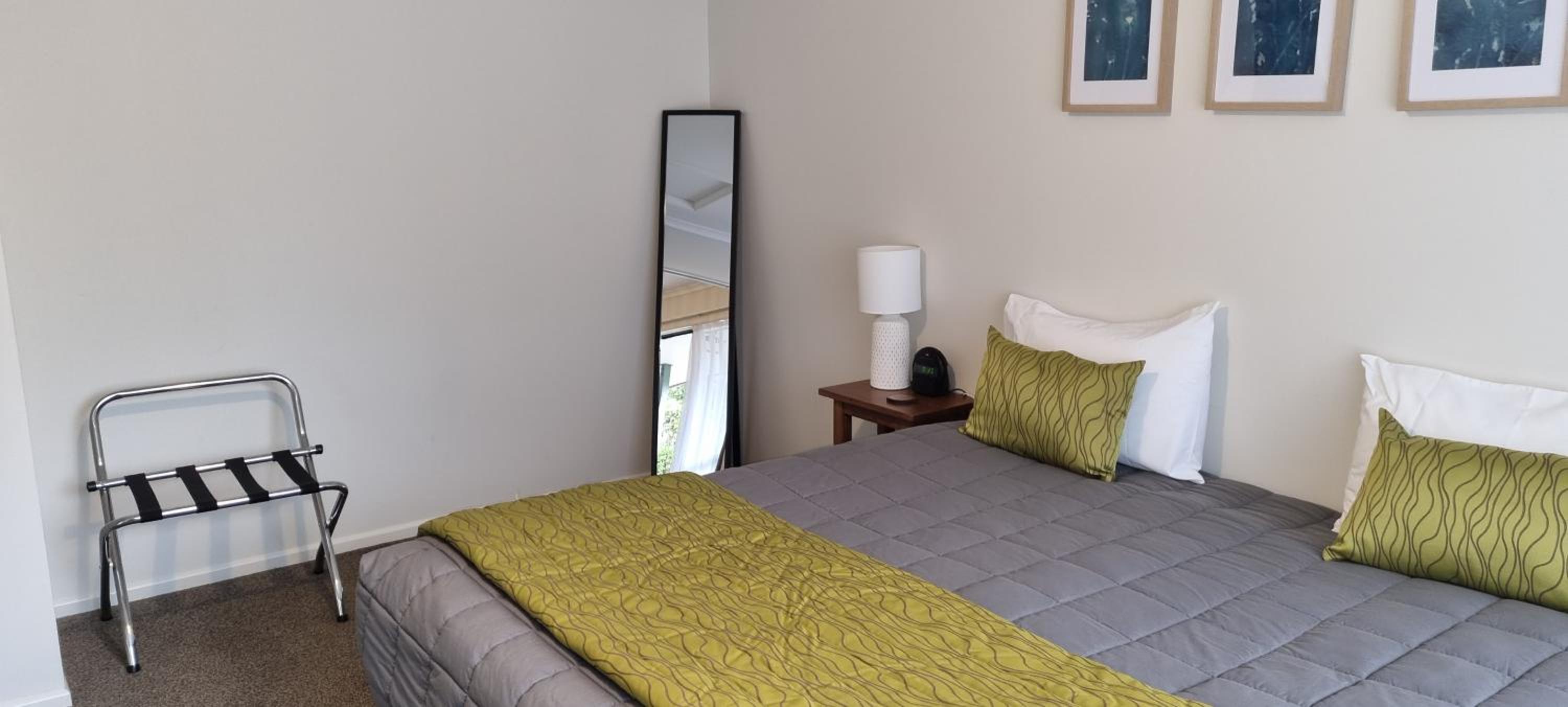 Superior King Suite - Photo 5