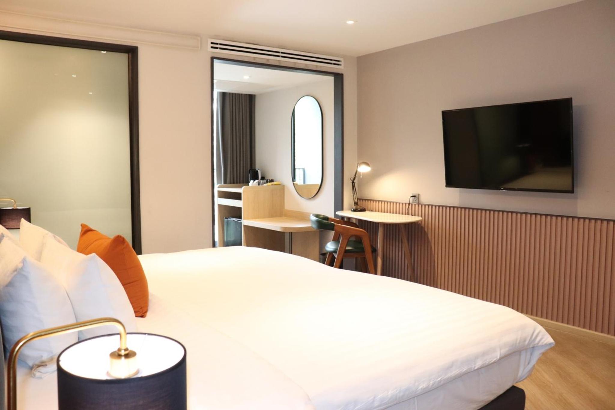Deluxe Double Room with View photo 2