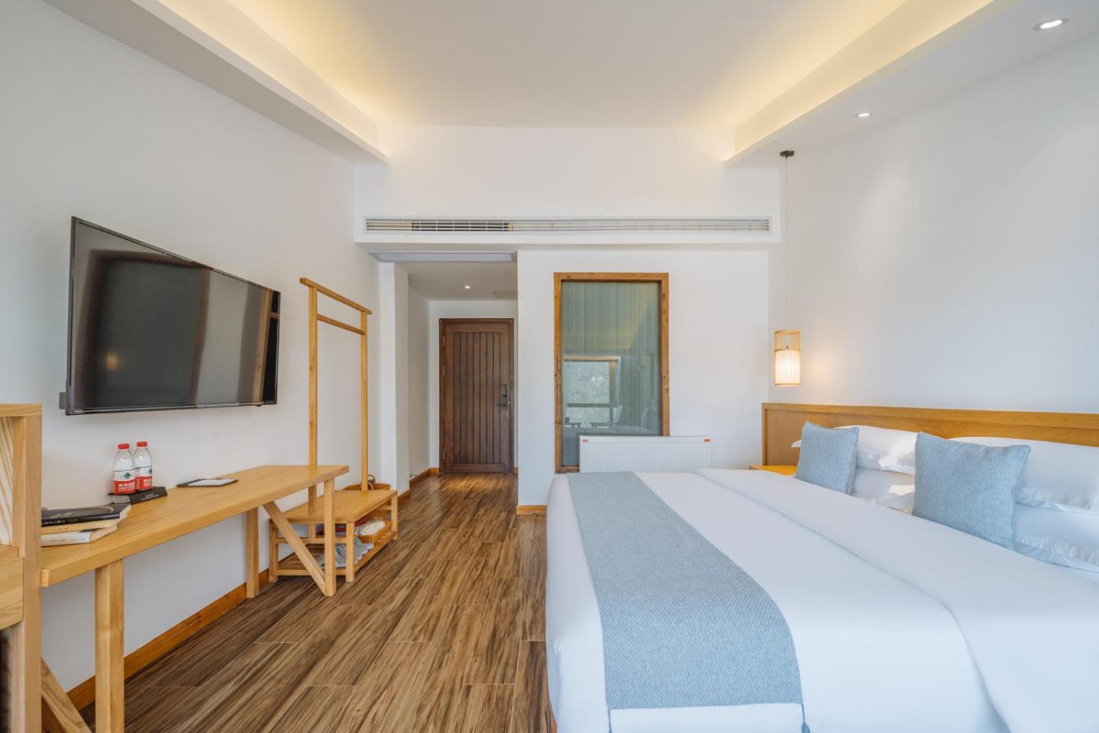 Double Room with Mountain View photo 1