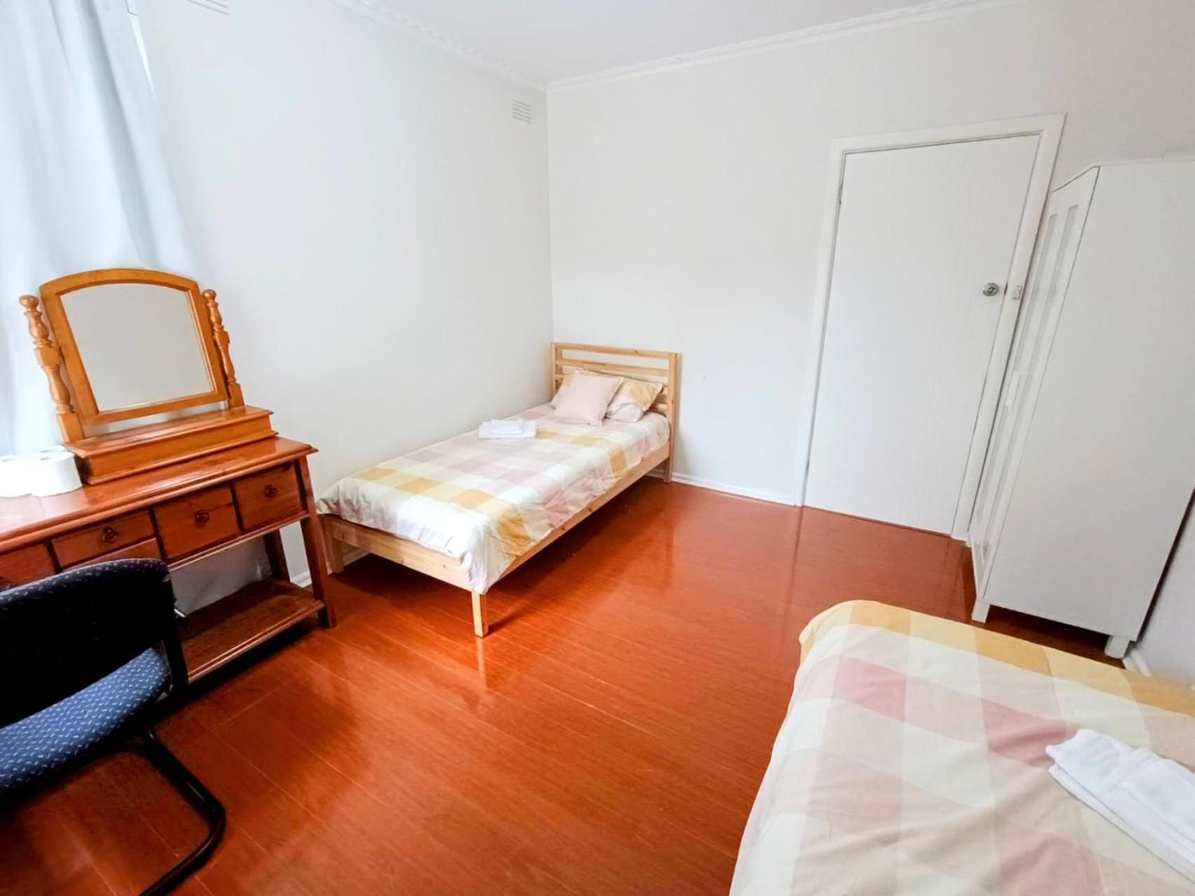 Double Or Twin Room photo 3