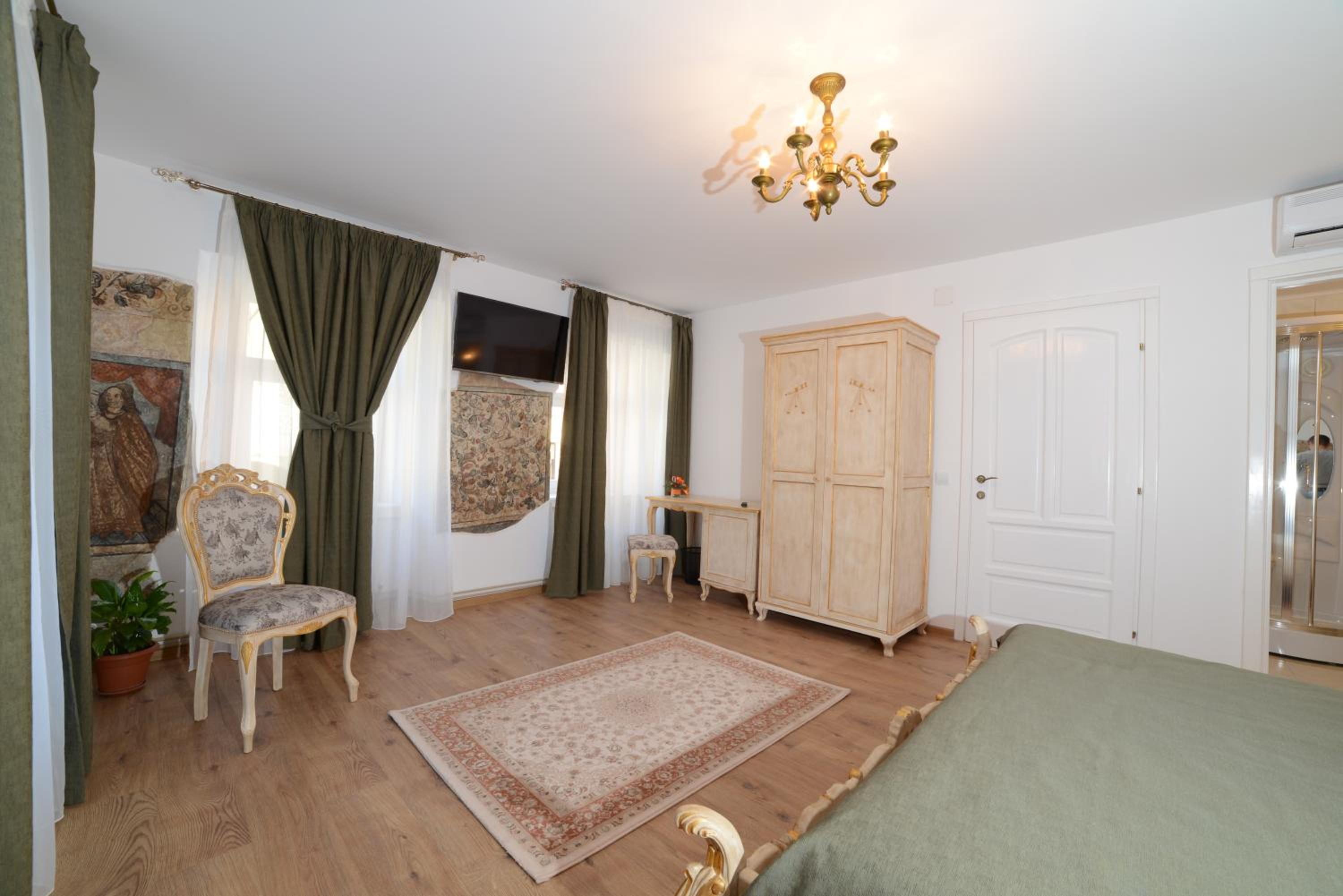 Luxury Double Room with Fresco and view to Liars Bridge  - Photo 2