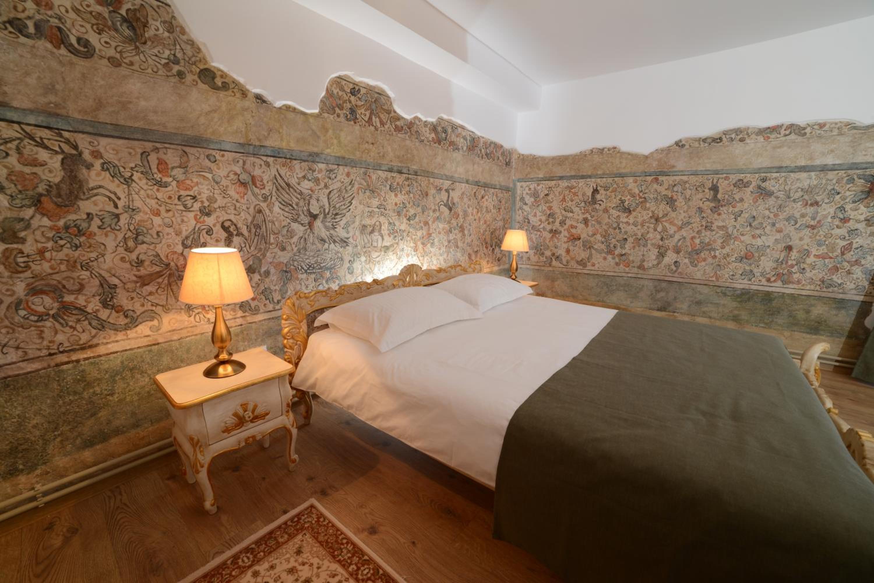 Luxury Double Room with Fresco and view to Liars Bridge  - Photo 1
