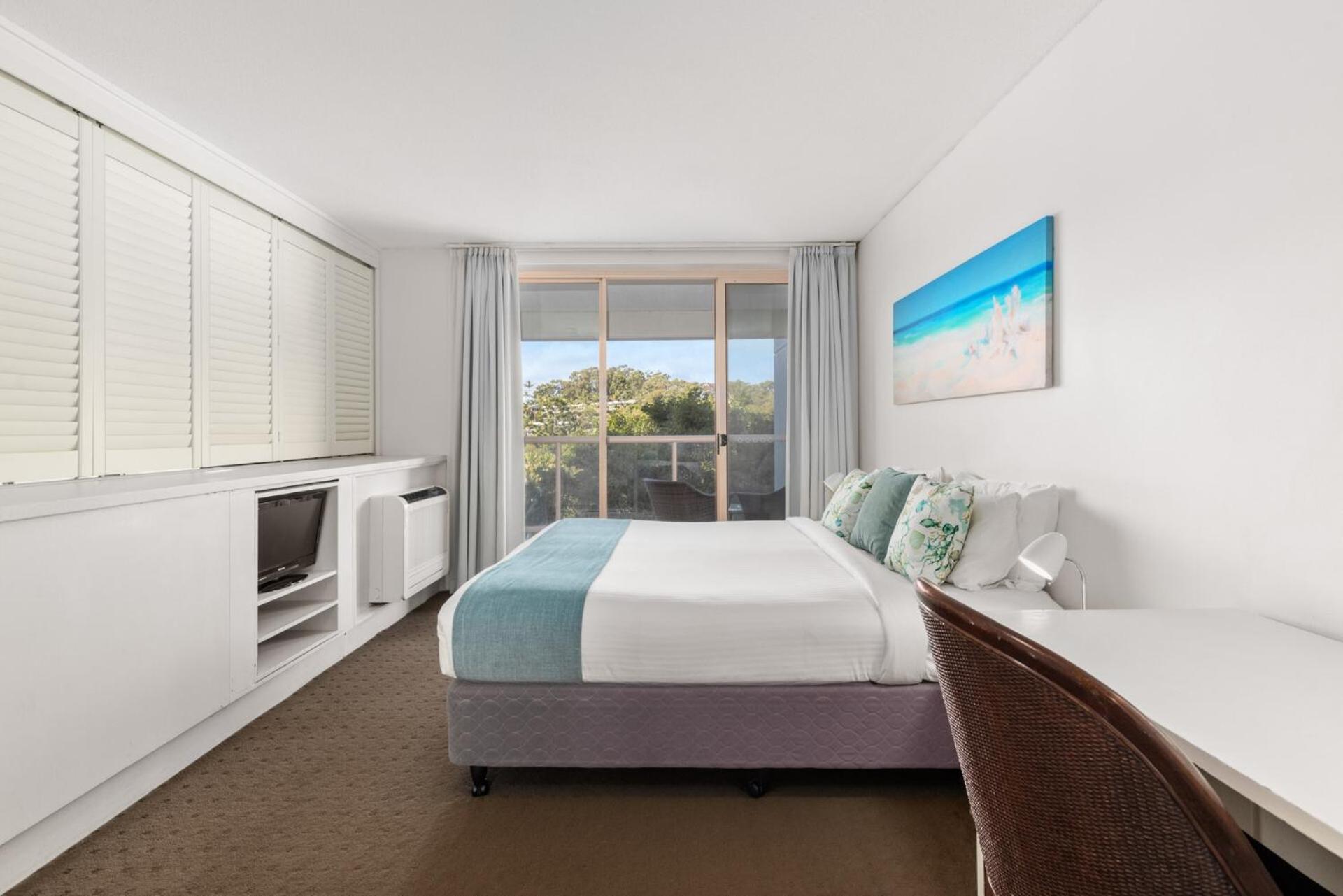 Resort 1 Bedroom Apartment with Spa - Photo 5
