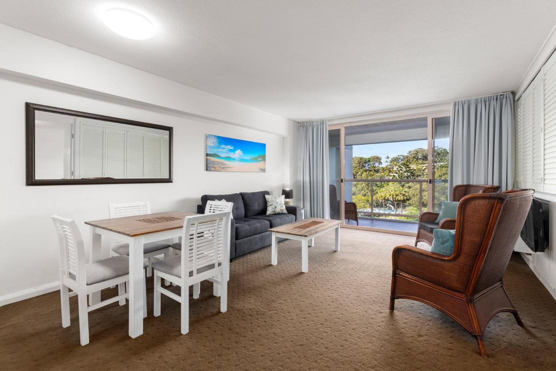 Resort 1 Bedroom Apartment with Spa - Photo 10