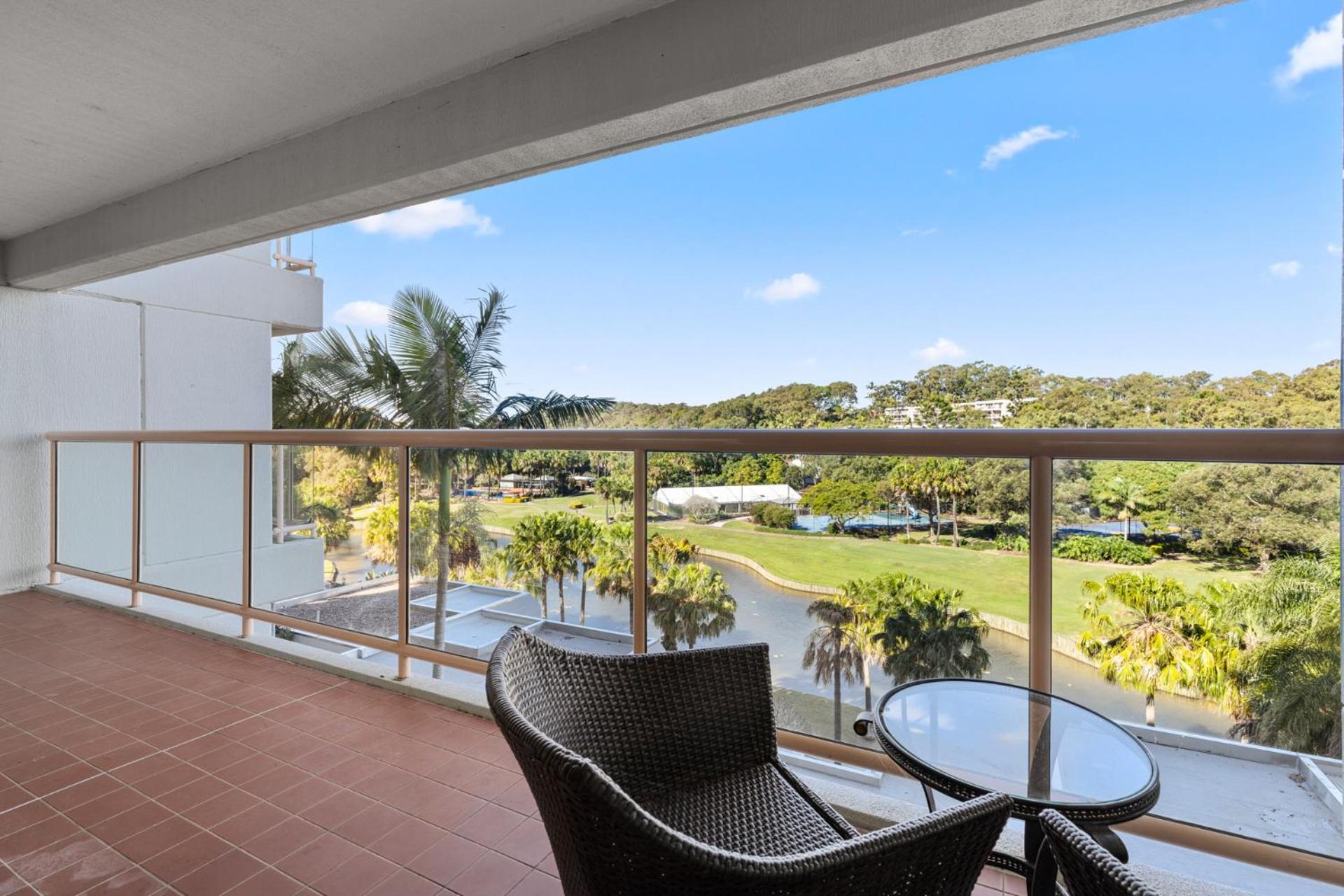 Resort 1 Bedroom Apartment with Spa - Photo 17