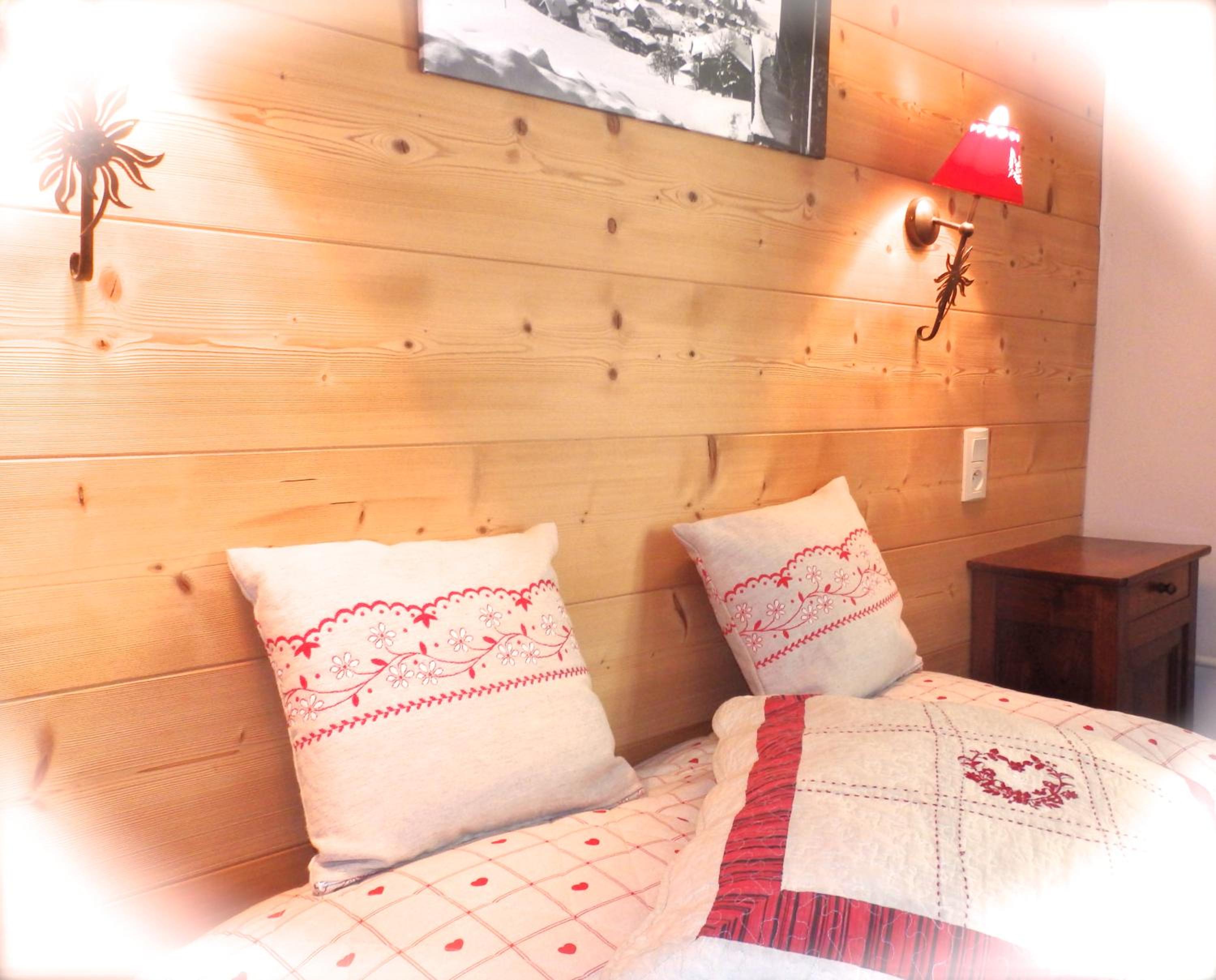 Triple Room with Bath photo 1