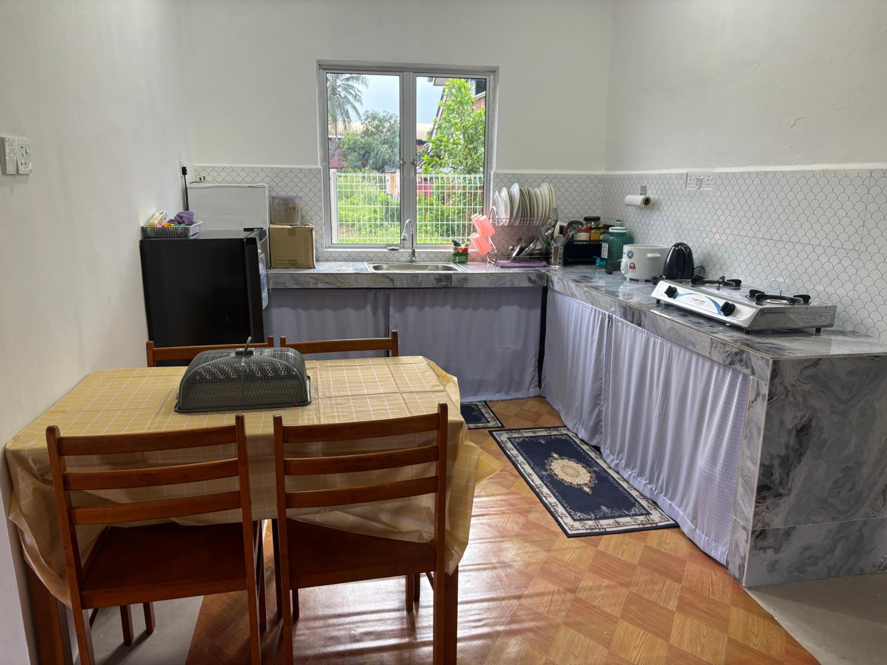 Two-Bedroom House photo 2