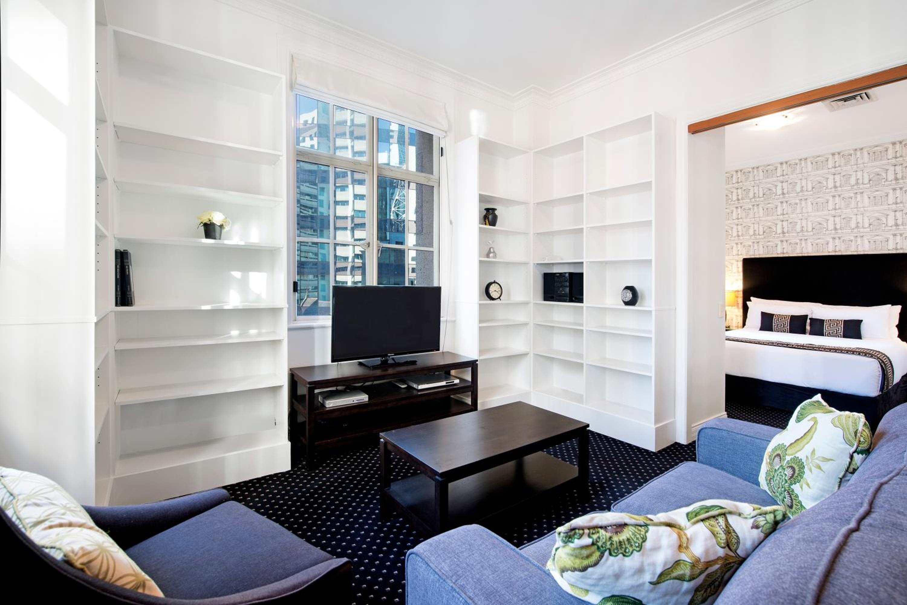 Superior One-Bedroom Apartment