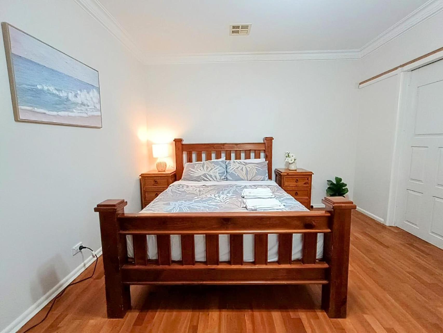 Large Double Room photo 3