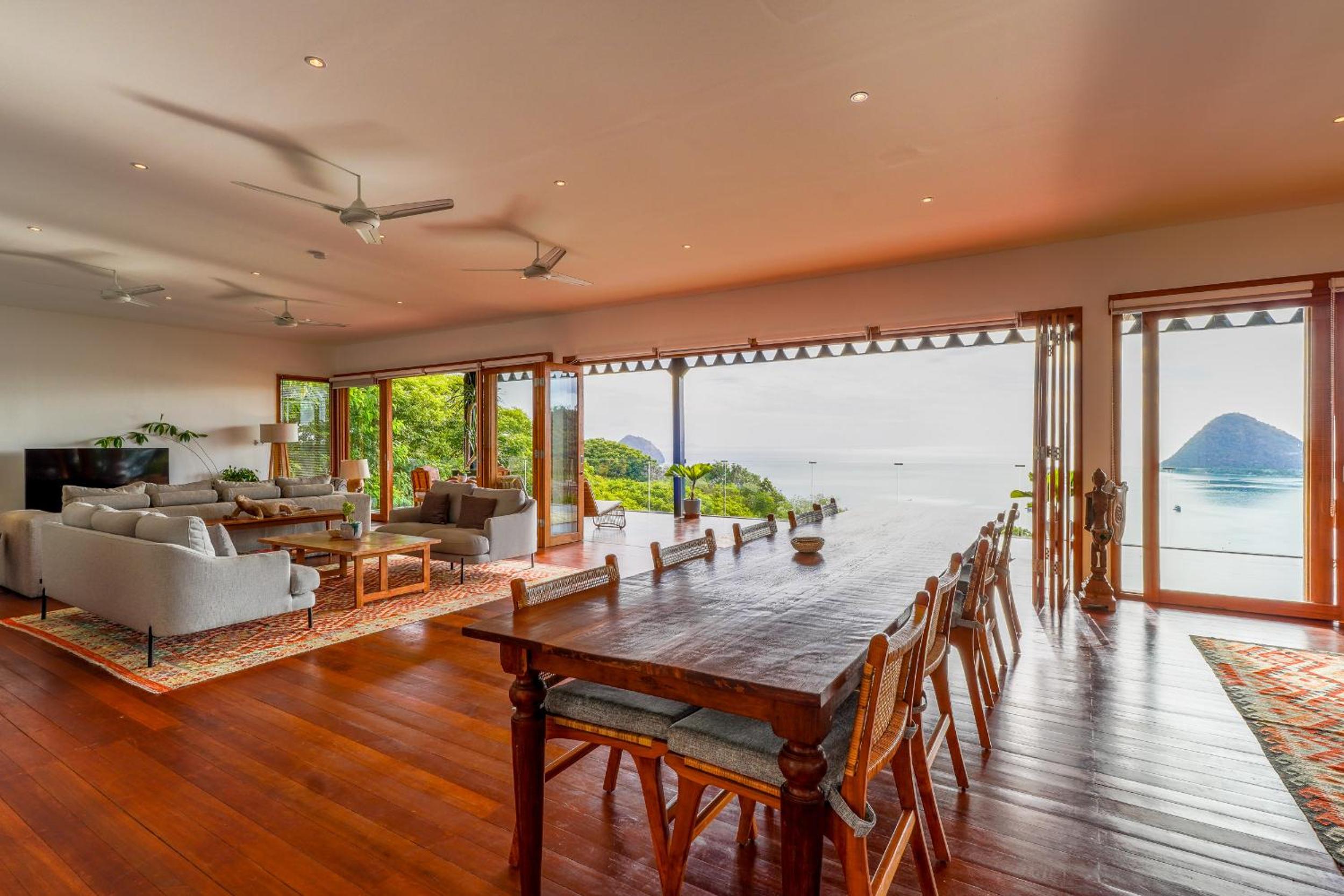 Villa with Sea View (Room based on number guests booking) - Photo 18