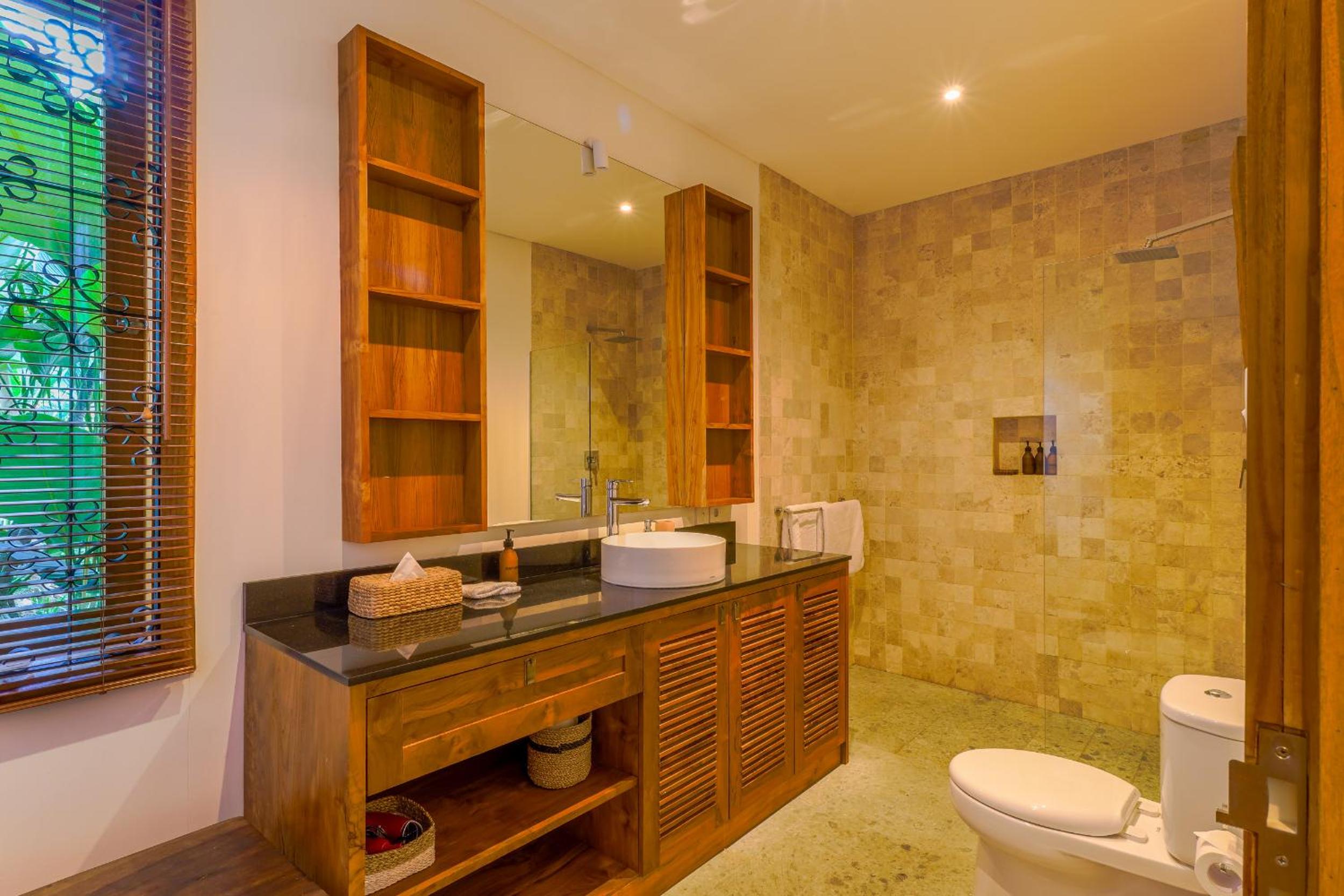 Villa with Sea View (Room based on number guests booking) - Photo 17