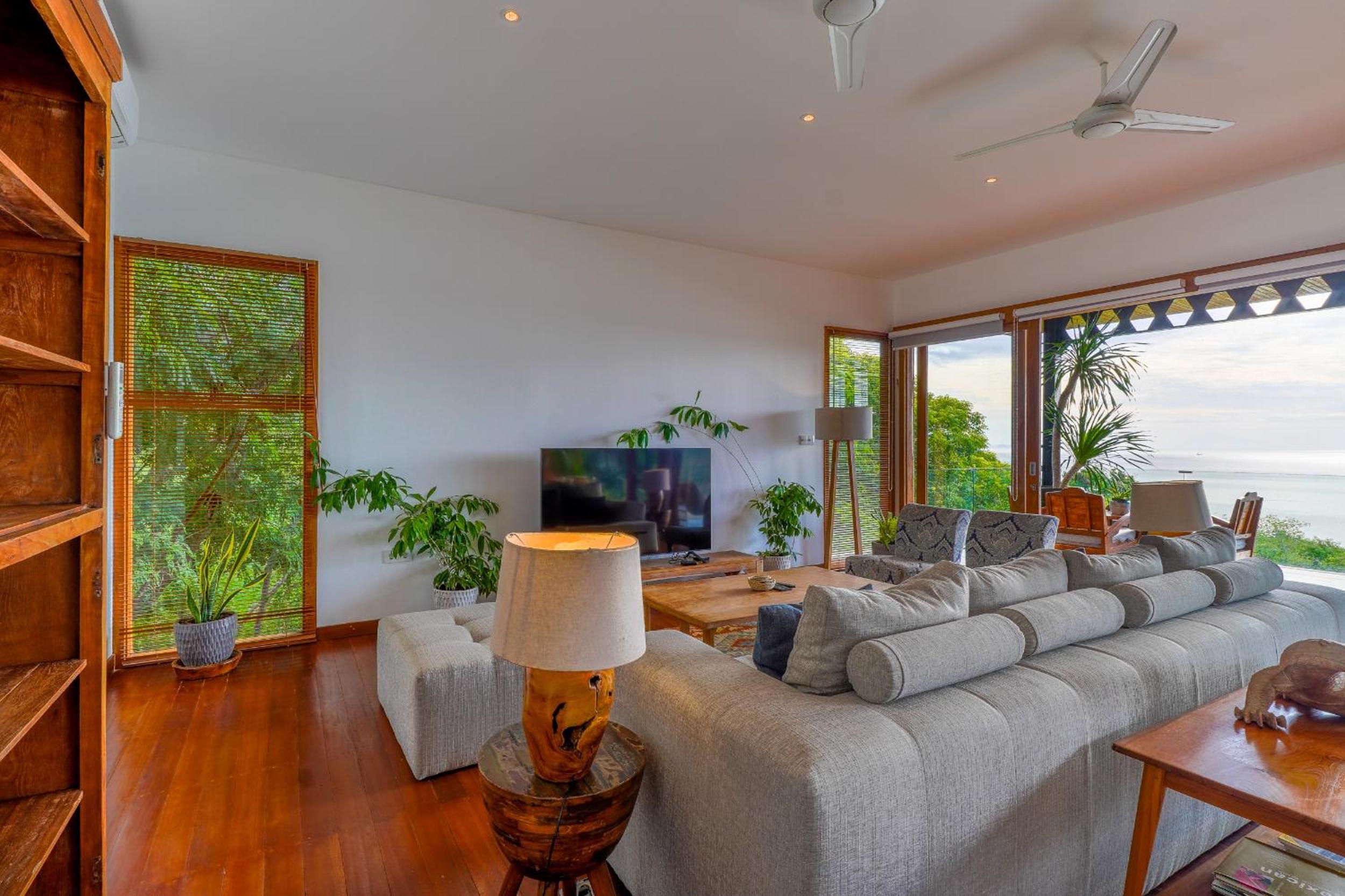 Villa with Sea View (Room based on number guests booking) - Photo 6
