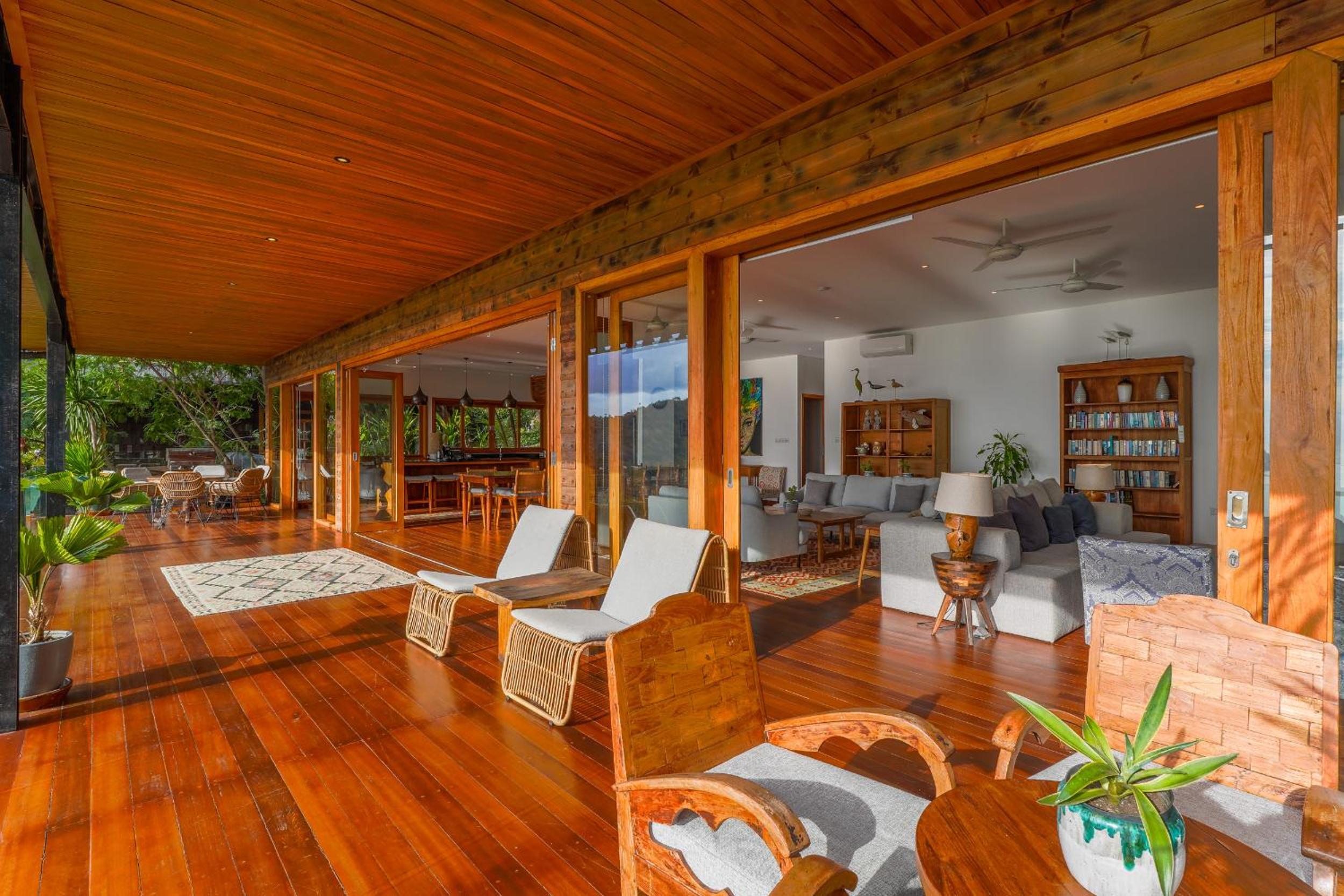 Villa with Sea View (Room based on number guests booking) - Photo 40