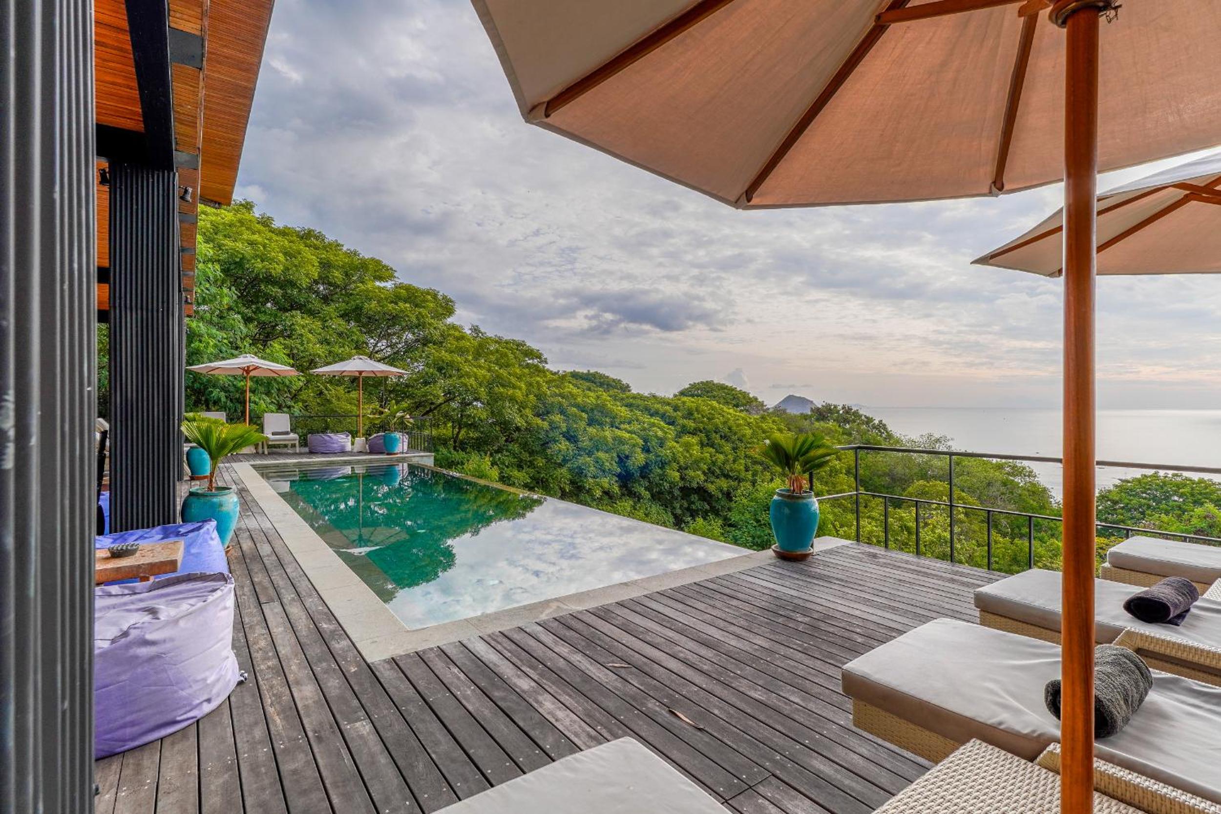 Villa with Sea View (Room based on number guests booking) - Photo 3