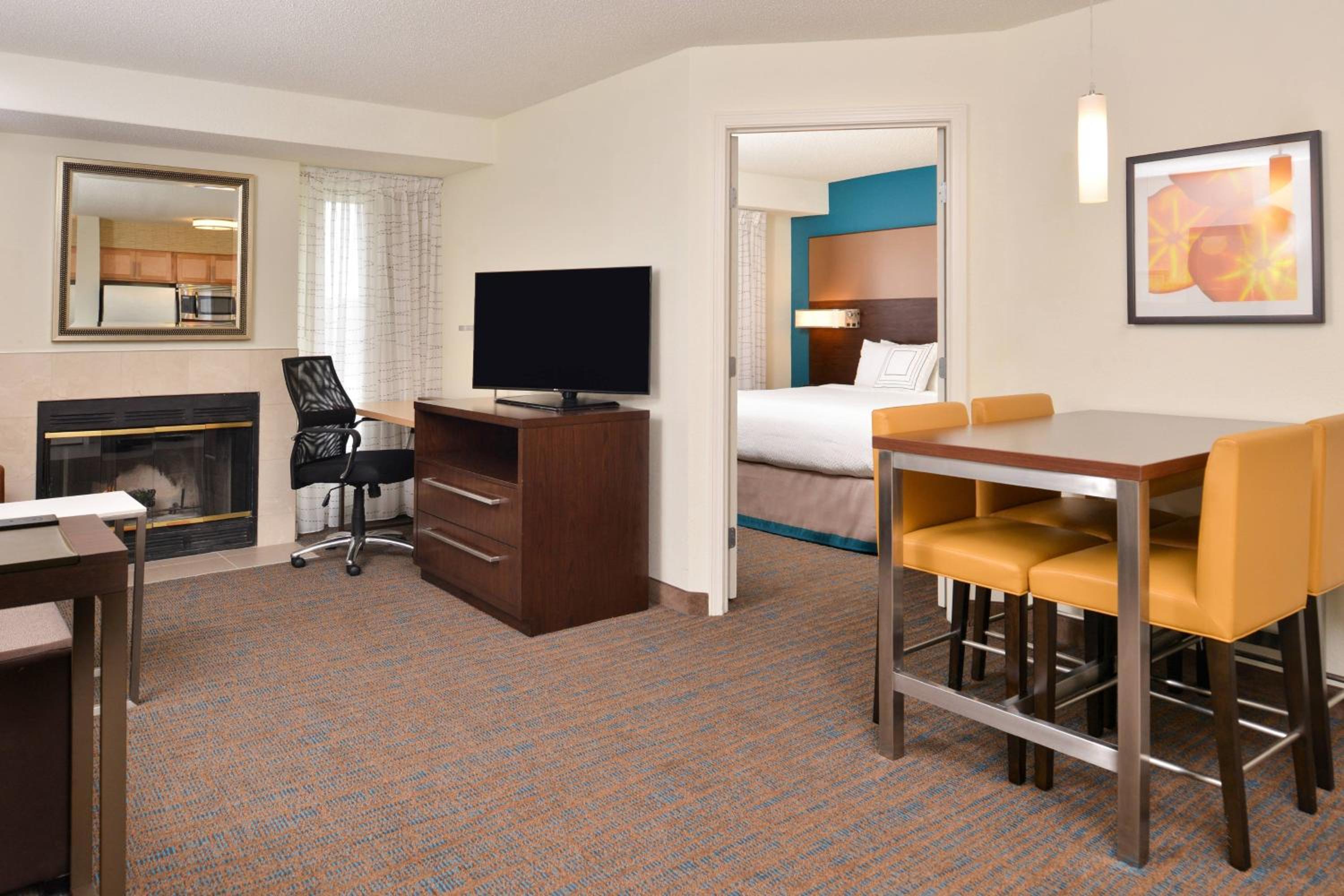 Two-Bedroom Suite - Photo 1