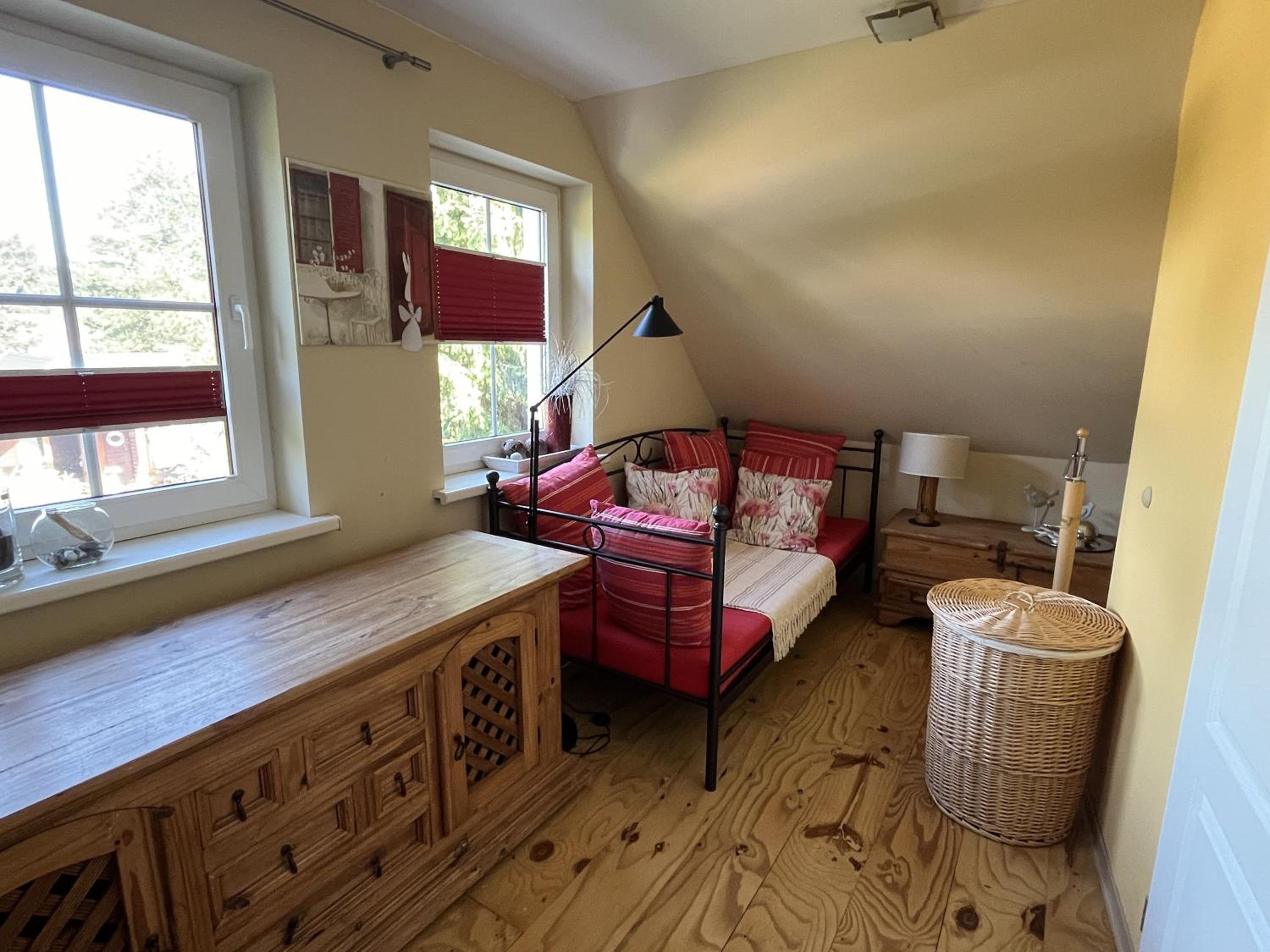Two-Bedroom House photo 3