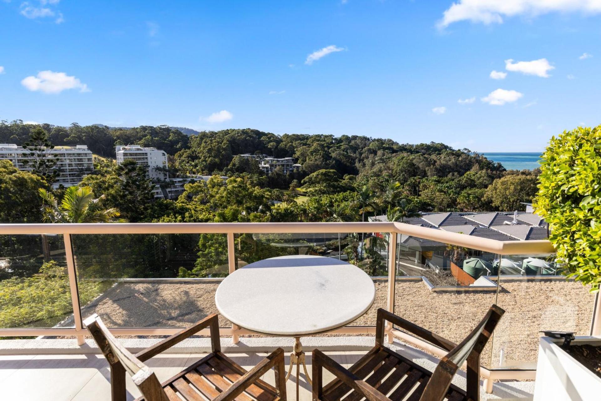 Ocean View Executive Apartment - Accessible via stairs only - Photo 12
